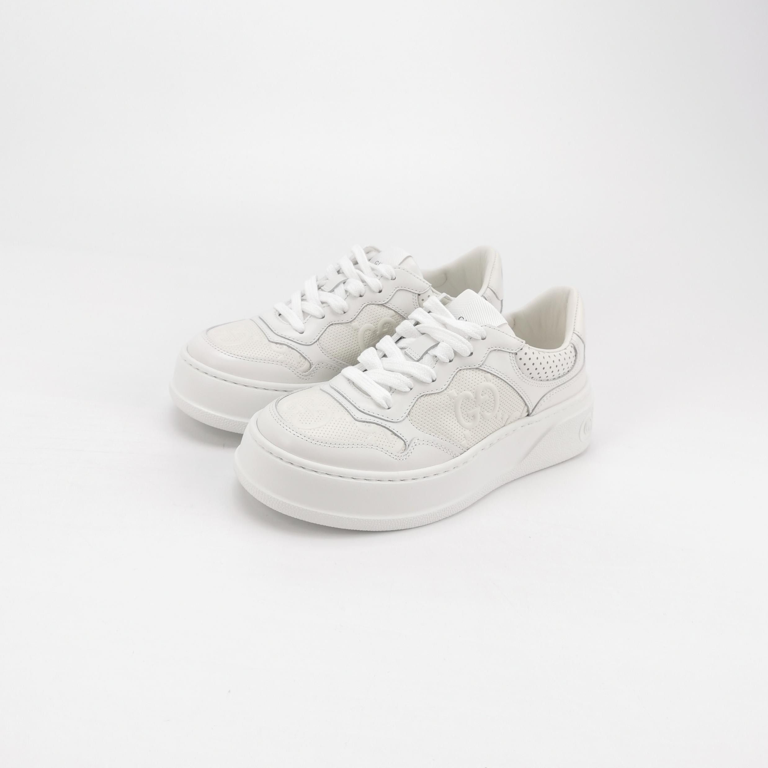 Gucci Gucci Women it_34 Lowtop Sneakers Size US 4 / IT 34 - 2 Thumbnail