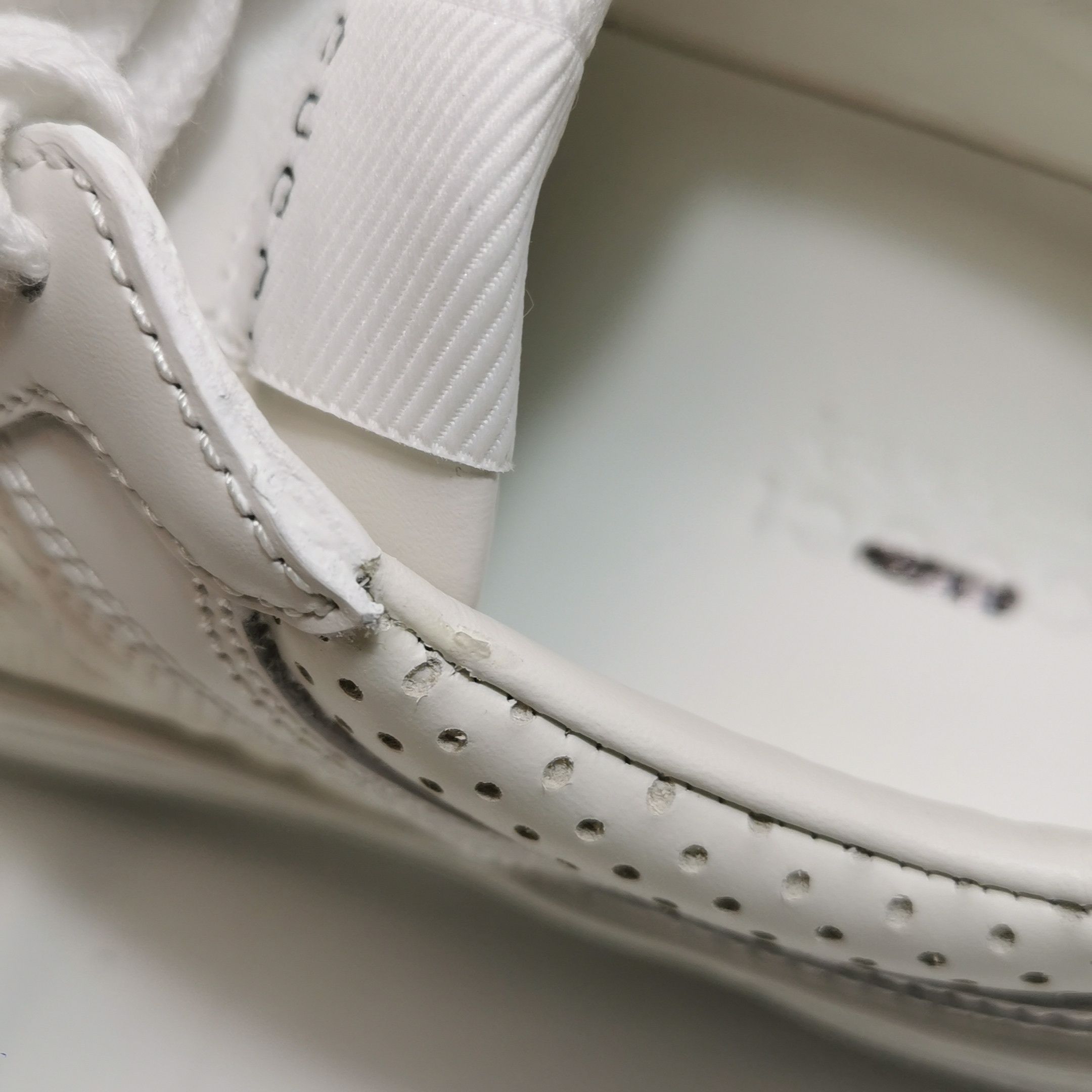 Gucci Gucci Women it_34 Lowtop Sneakers Size US 4 / IT 34 - 7 Thumbnail