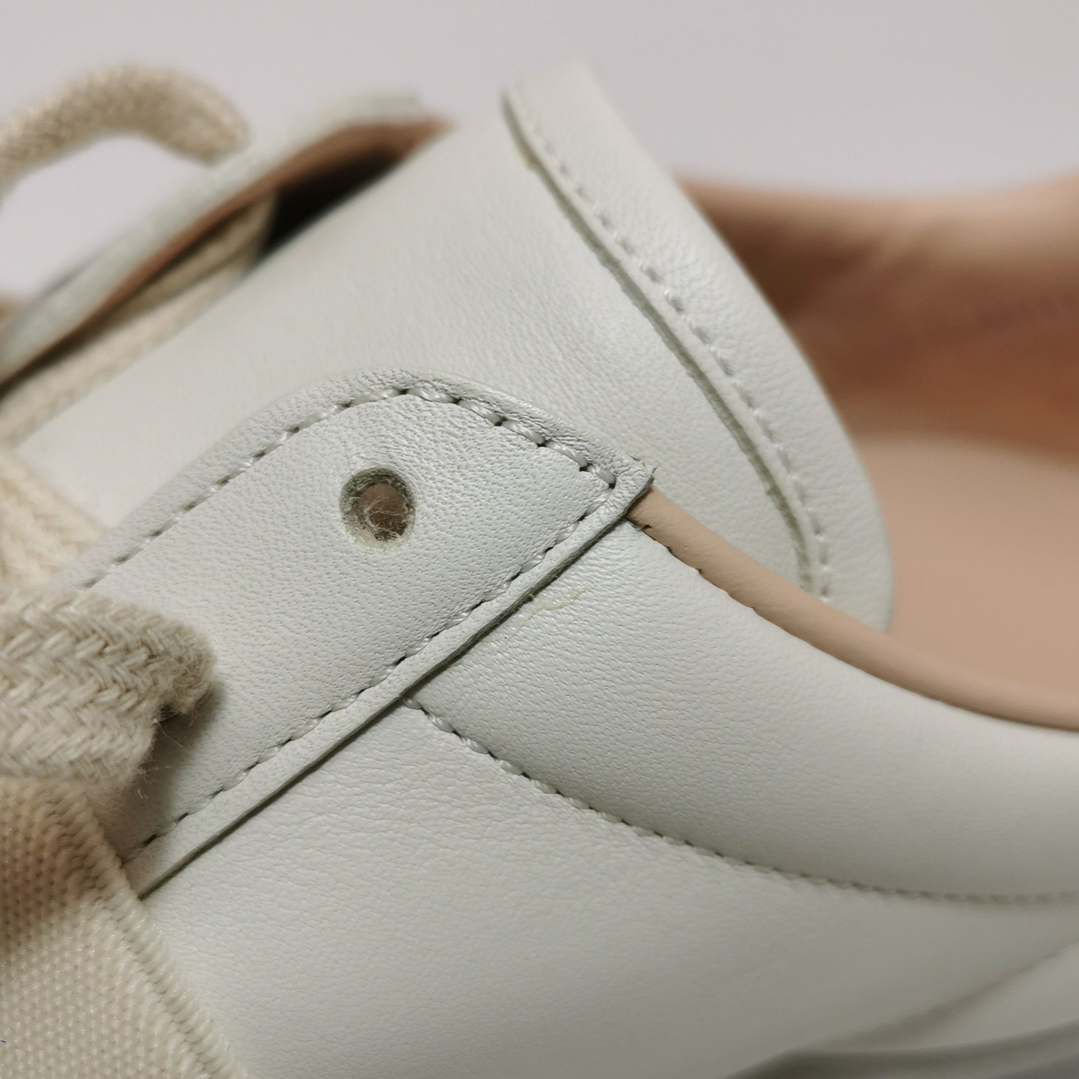 Gucci Gucci Women 6-5 Lowtop Sneakers Size US 6.5 / IT 36.5 - 8 Thumbnail