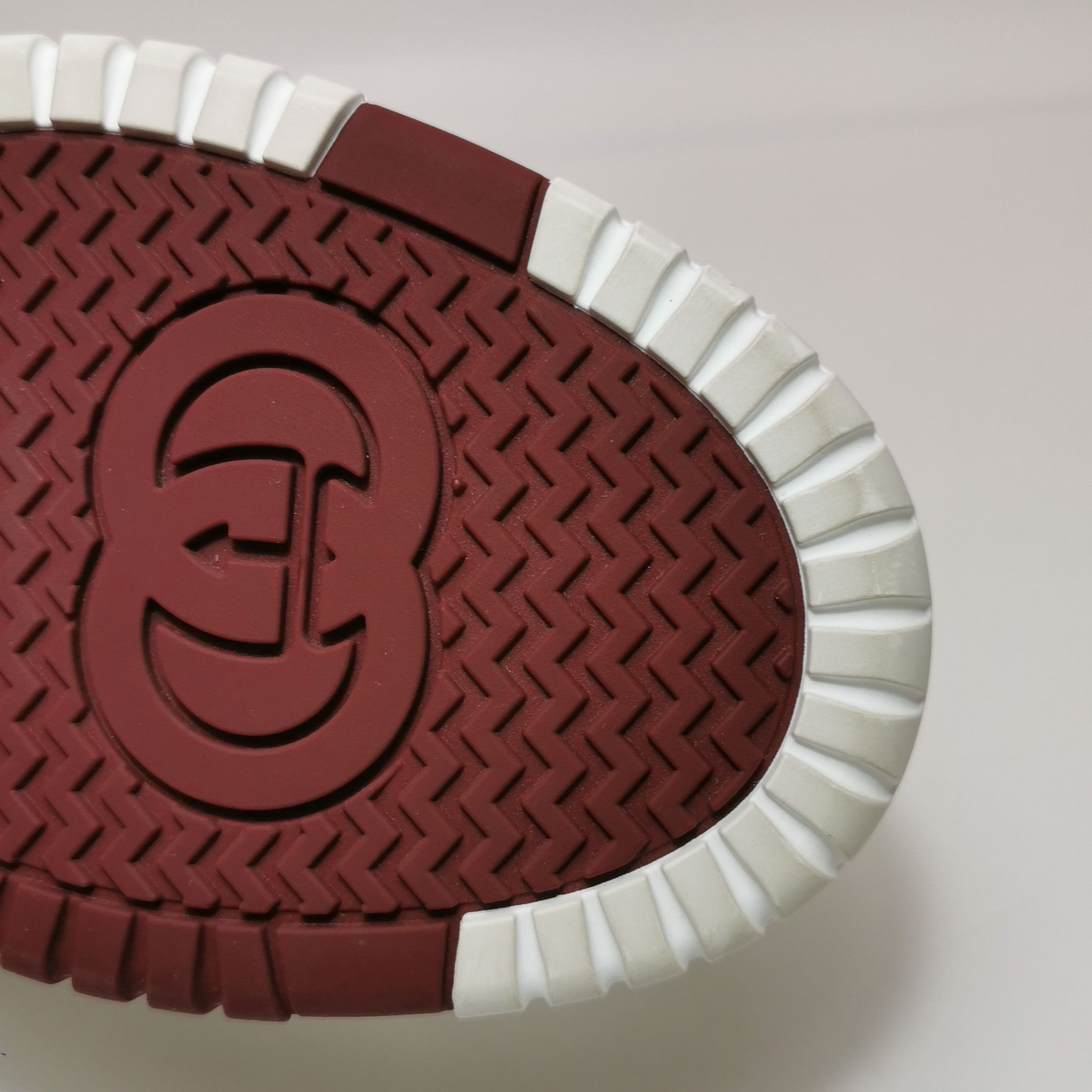 Gucci Gucci Women 6 Lowtop Sneakers Size US 6 / IT 36 - 13 Thumbnail