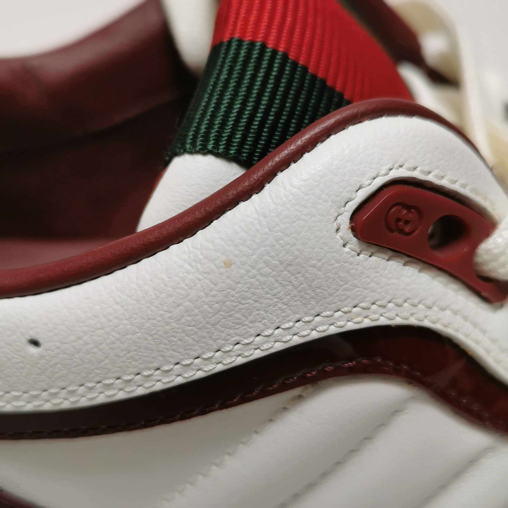 Gucci Gucci Women 6 Lowtop Sneakers Size US 6 / IT 36 - 7 Thumbnail