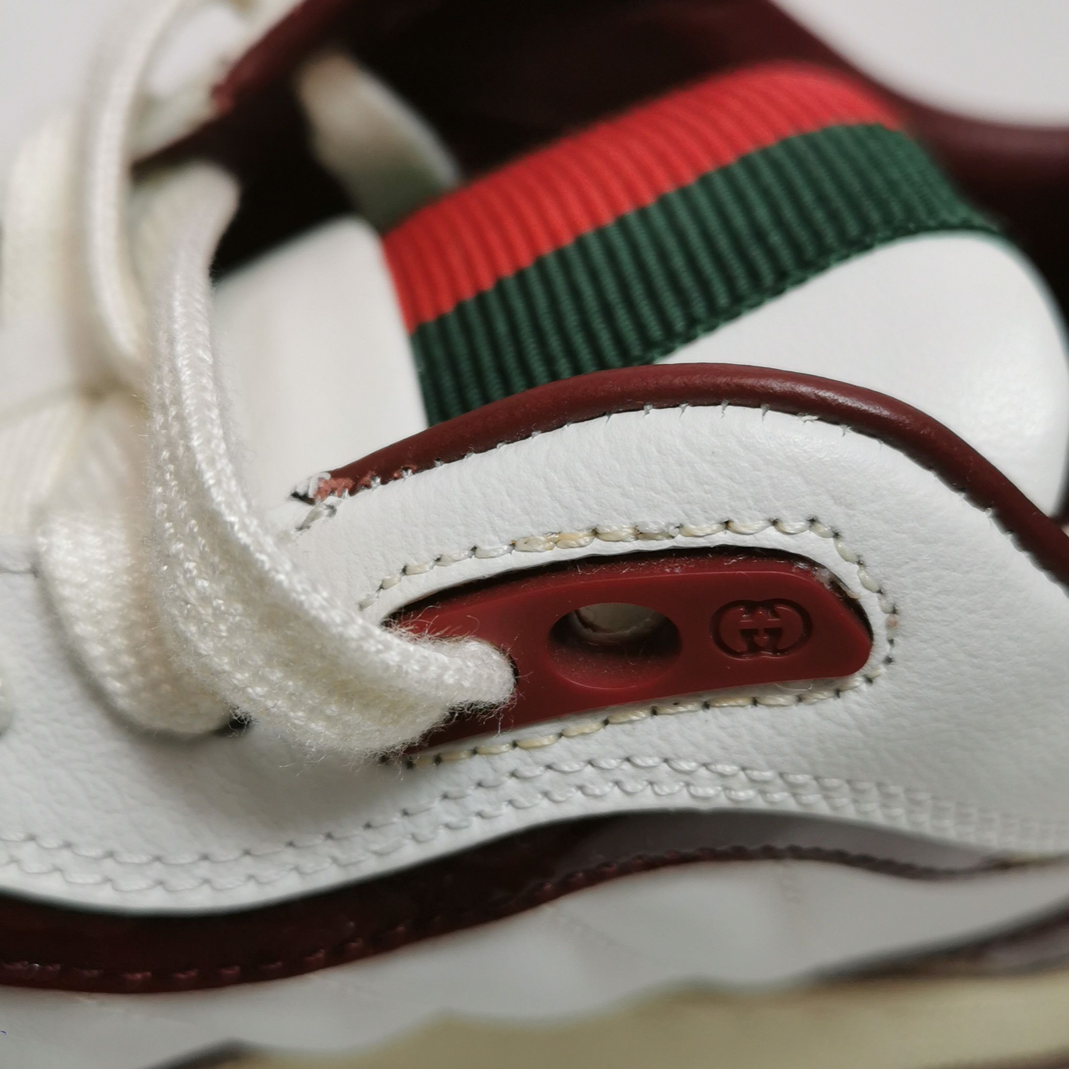 Gucci Gucci Women 6 Lowtop Sneakers Size US 6 / IT 36 - 8 Thumbnail