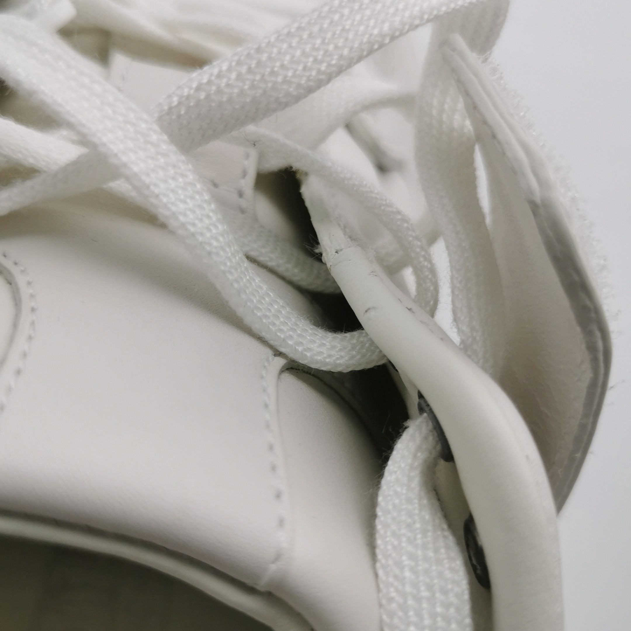 Gucci Gucci Women 6 Lowtop Sneakers Size US 6 / IT 36 - 6 Thumbnail