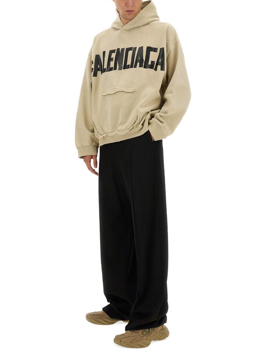 Balenciaga BALENCIAGA "TAPE TYPE" SWEATSHIRT - BEIGE Size US S / EU 44-46 / 1 - 2 Thumbnail