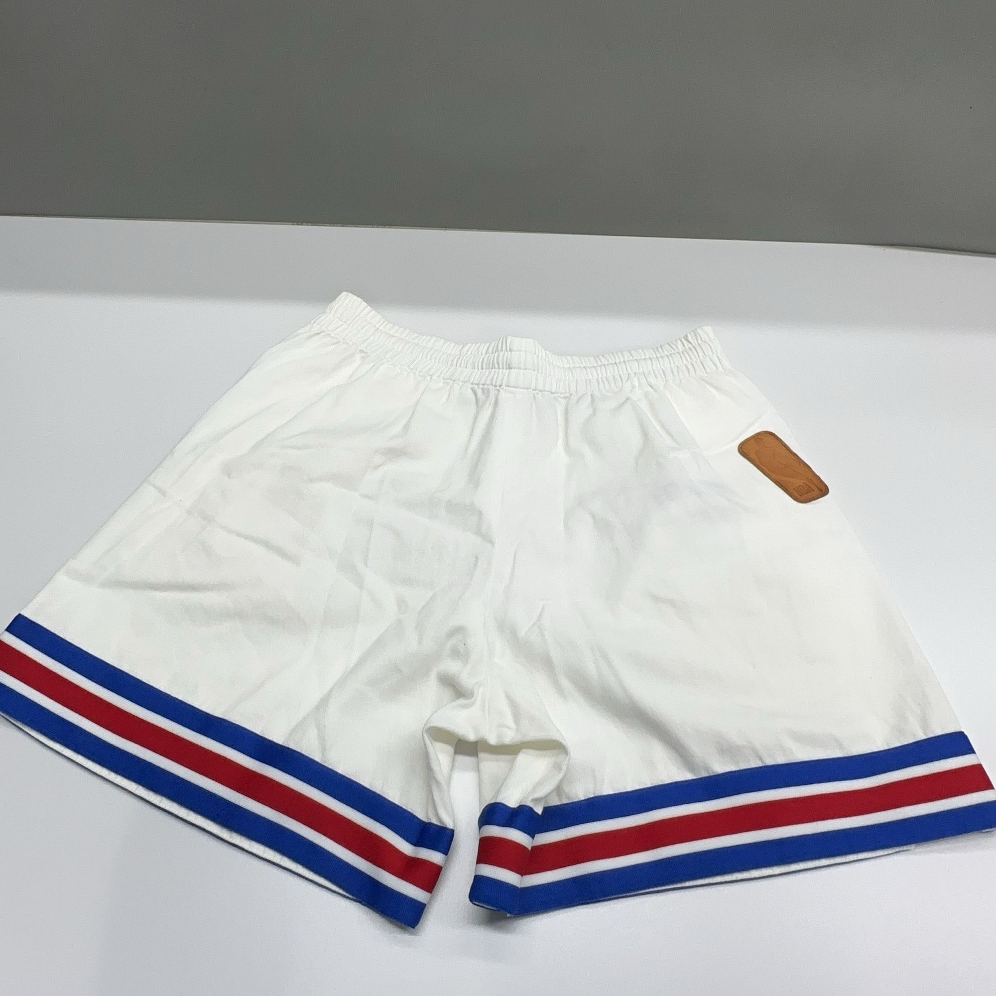 Louis Vuitton Louis Vuitton x NBA Basketball Shorts Size XS Size US 28 / EU 44 - 8 Thumbnail