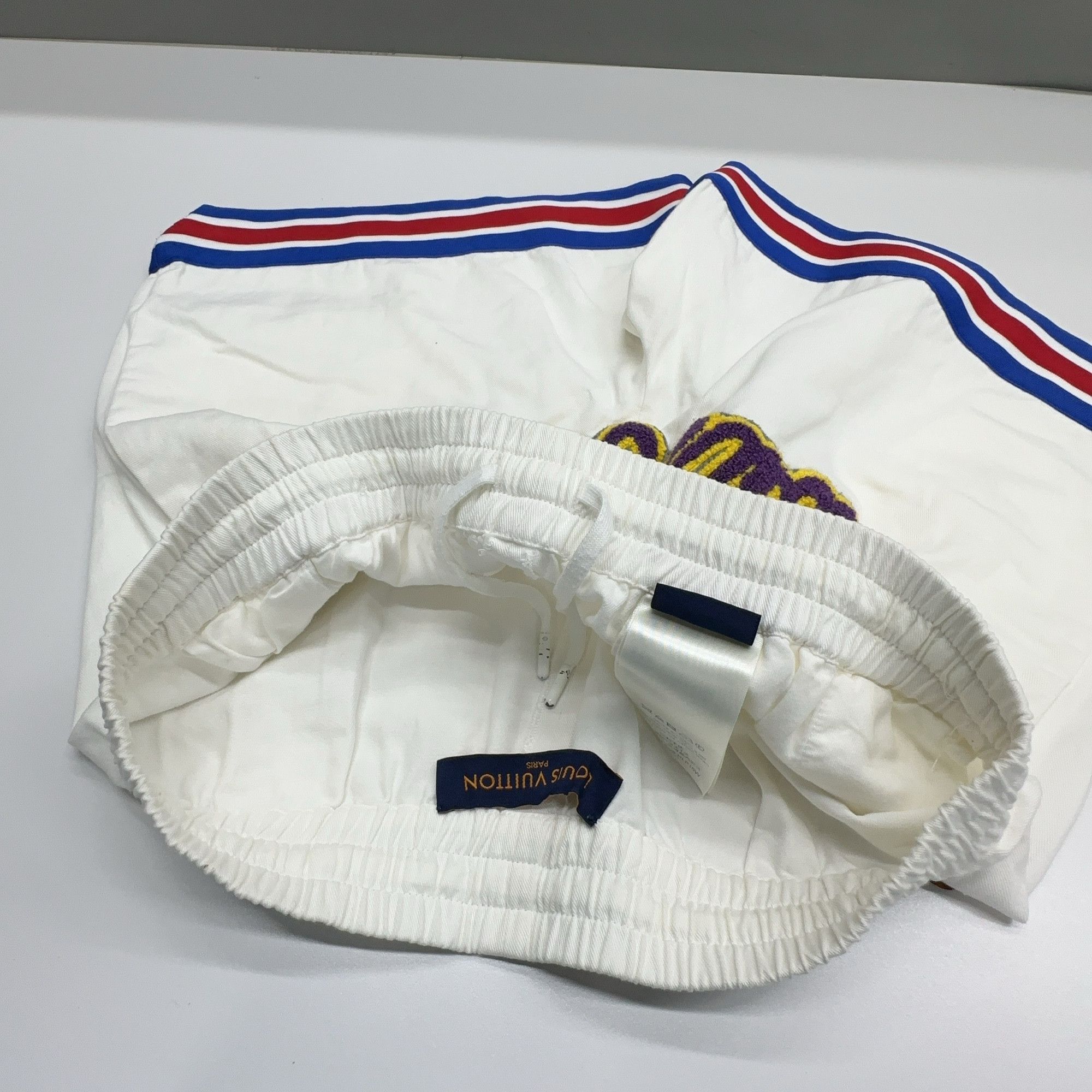 Louis Vuitton Louis Vuitton x NBA Basketball Shorts Size XS Size US 28 / EU 44 - 5 Thumbnail