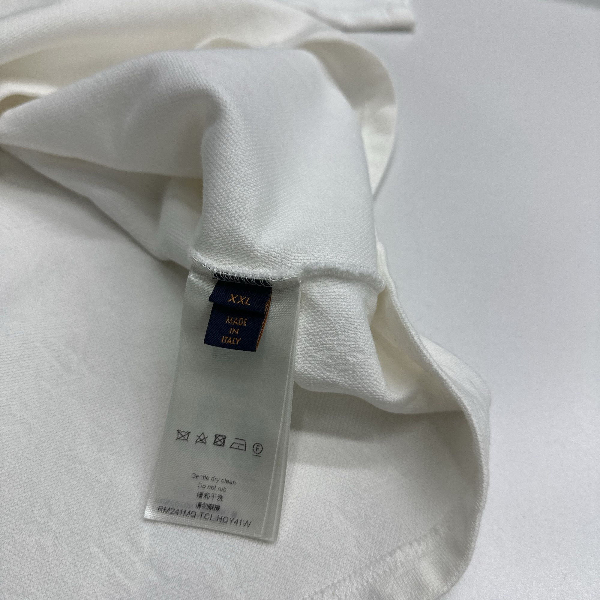 Louis Vuitton Louis Vuitton Pocket T-Shirt Size XXL Size US XXL / EU 58 / 5 - 3 Thumbnail