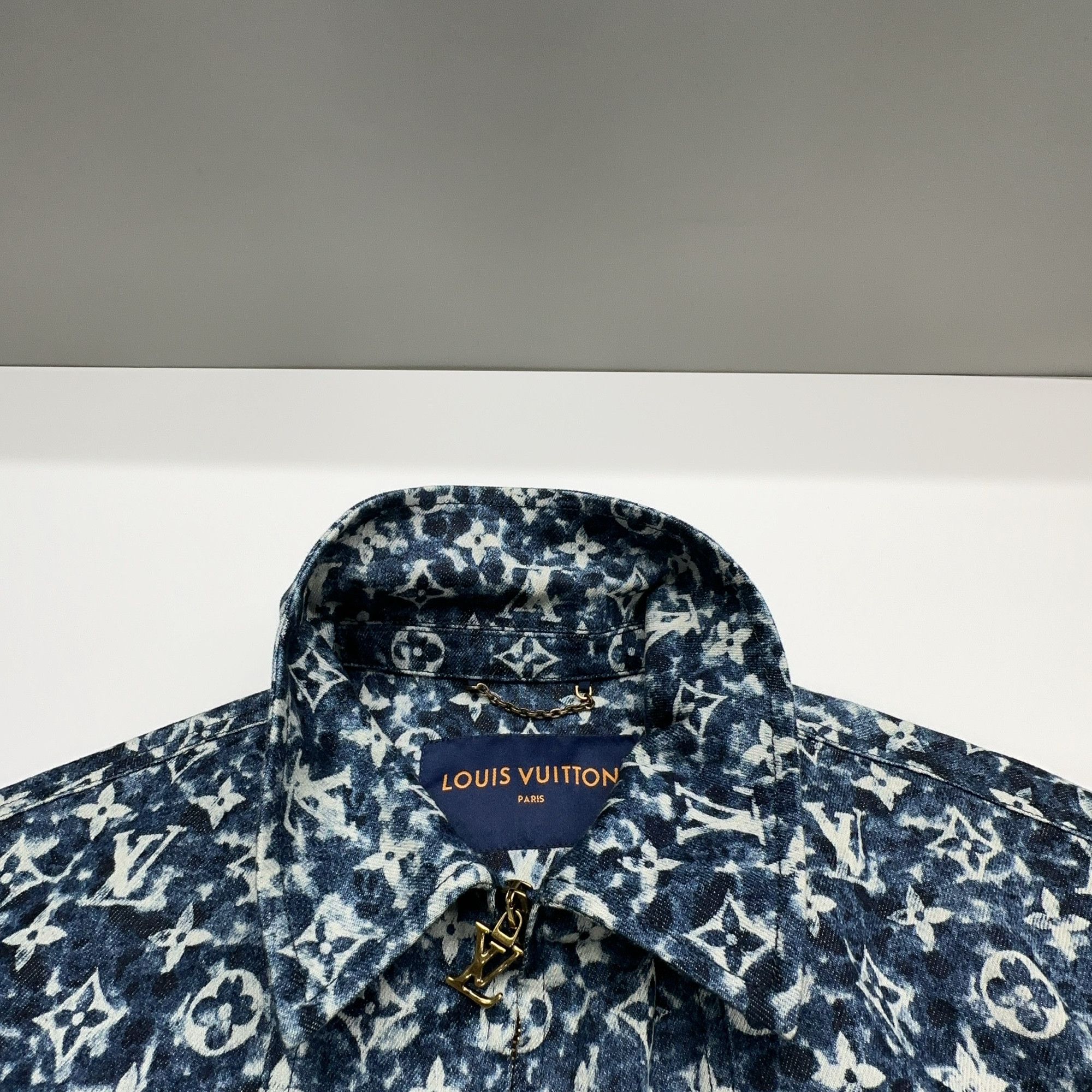 Louis Vuitton Louis Vuitton Monogram Denim Jacket Blue Size 50 Size US M / EU 48-50 / 2 - 5 Thumbnail