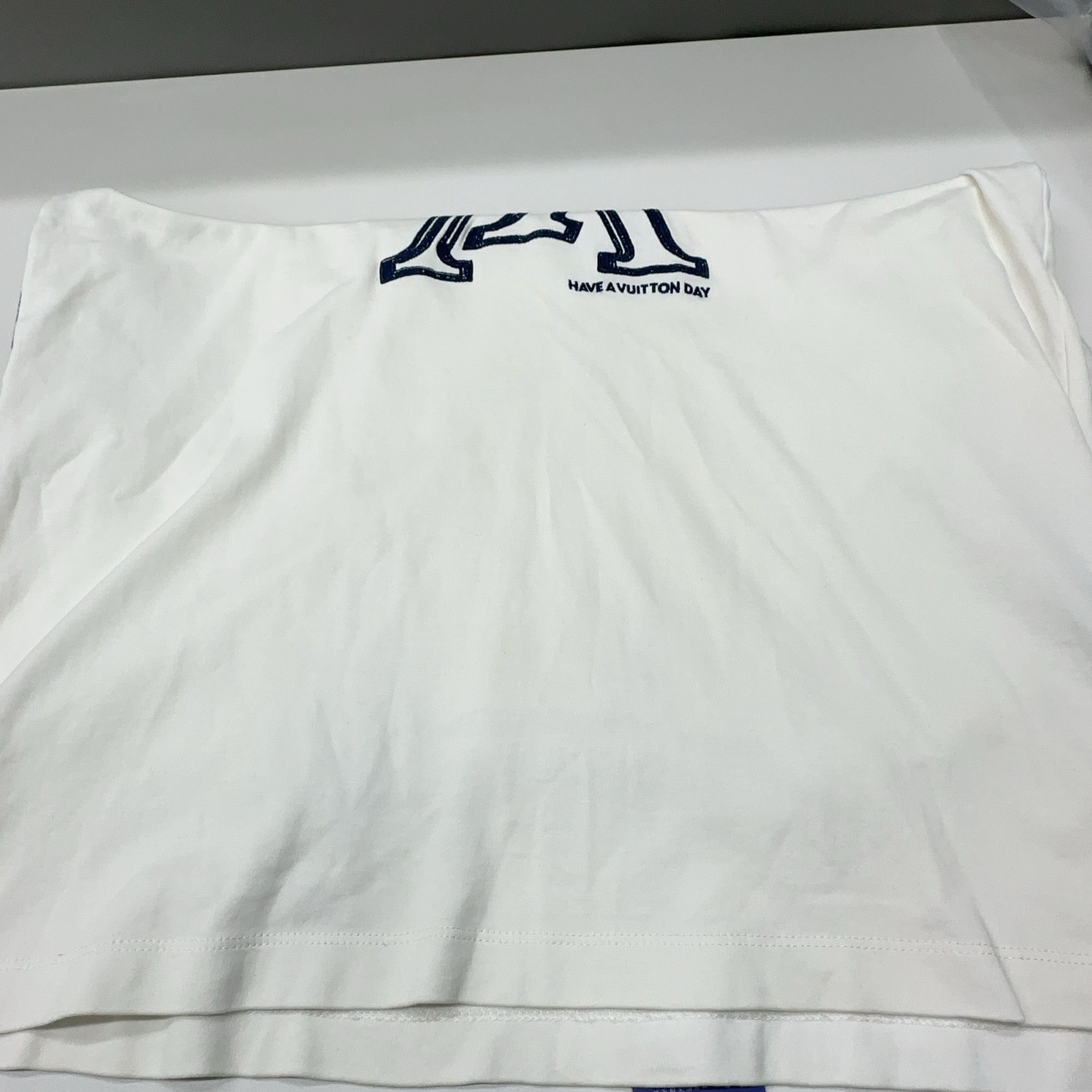 Louis Vuitton Louis Vuitton Embroidered Logo T-Shirt Size M Size US M / EU 48-50 / 2 - 7 Thumbnail