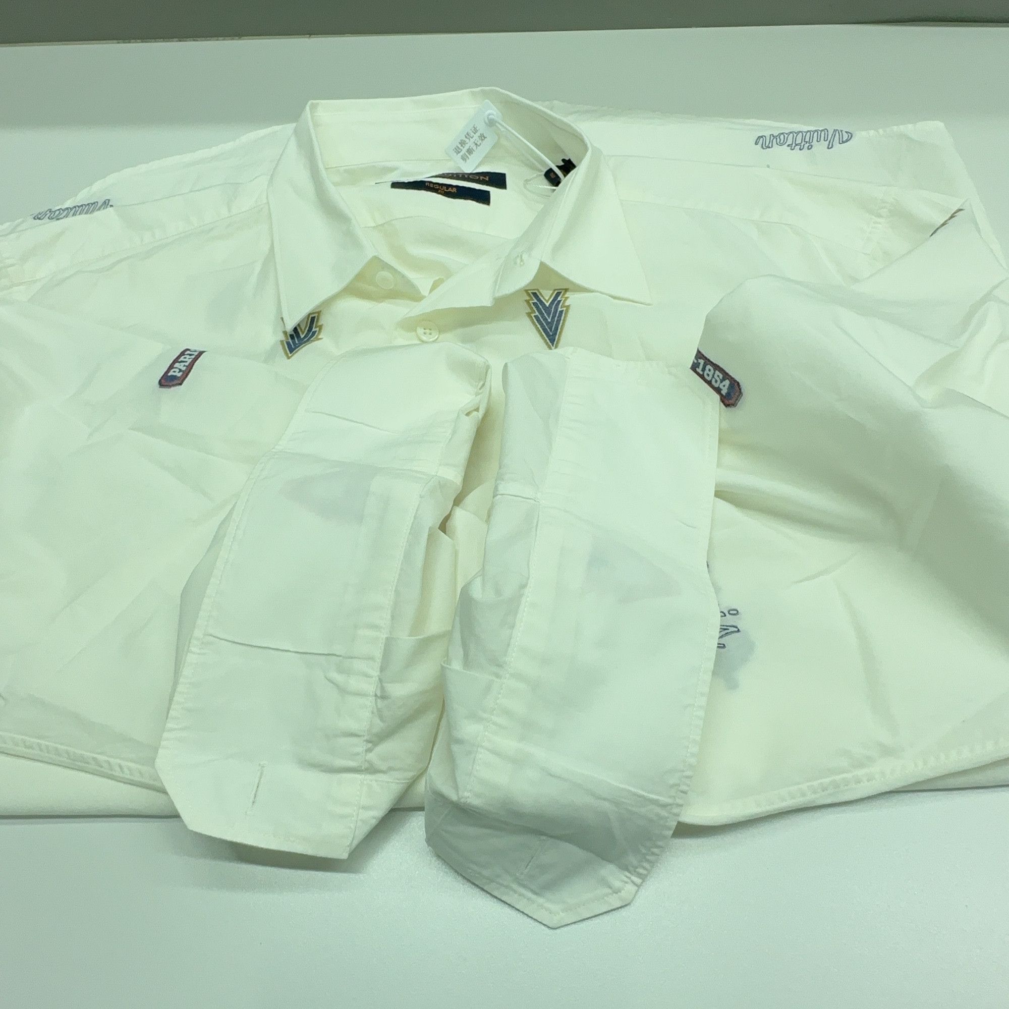 Louis Vuitton Louis Vuitton Embroidered Button Up Shirt Size XXL Size US XXL / EU 58 / 5 - 9 Thumbnail