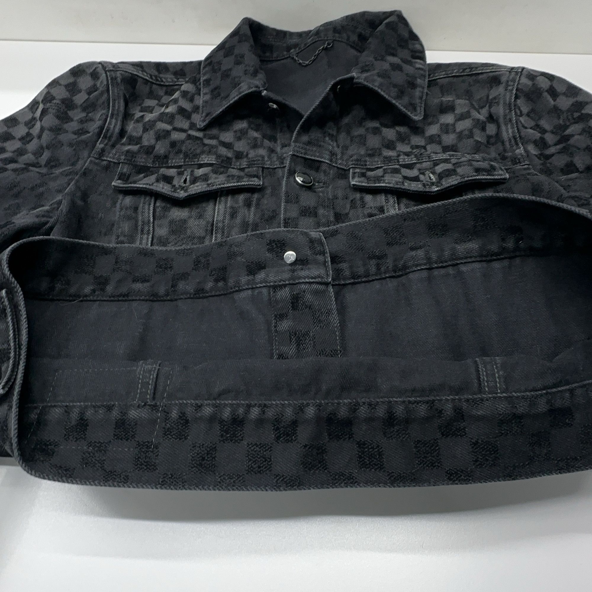 Louis Vuitton Louis Vuitton Damier Check Denim Jacket Size M Size US M / EU 48-50 / 2 - 7 Thumbnail