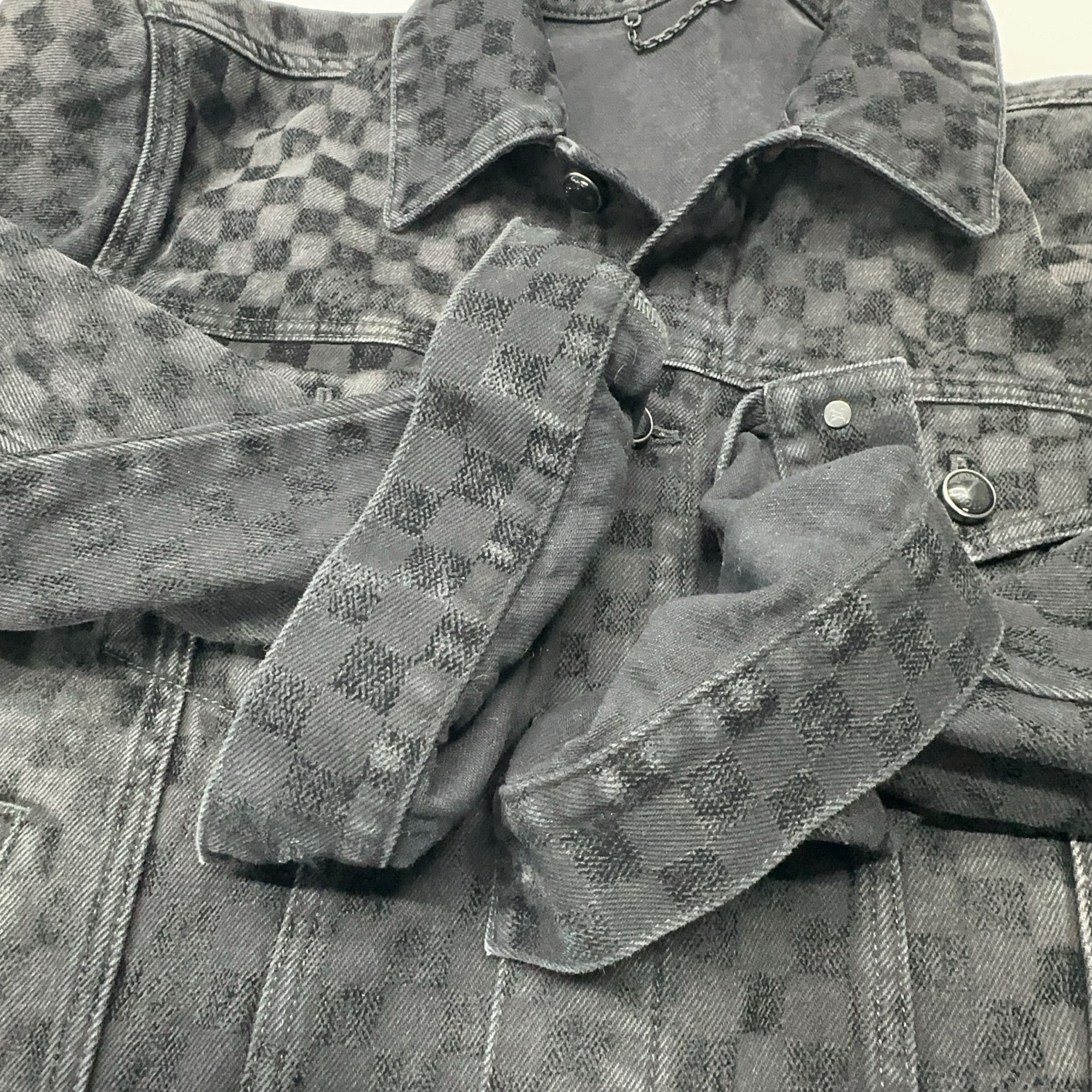 Louis Vuitton Louis Vuitton Damier Check Denim Jacket Size M Size US M / EU 48-50 / 2 - 6 Thumbnail