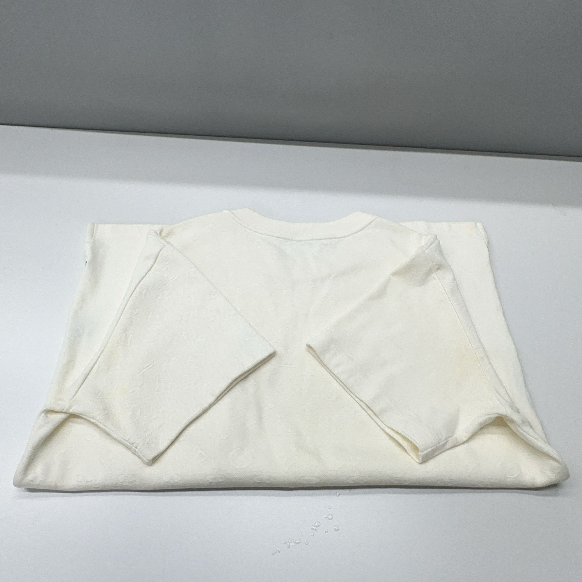 Louis Vuitton Louis Vuitton Monogram T-Shirt Size M Size US M / EU 48-50 / 2 - 10 Thumbnail