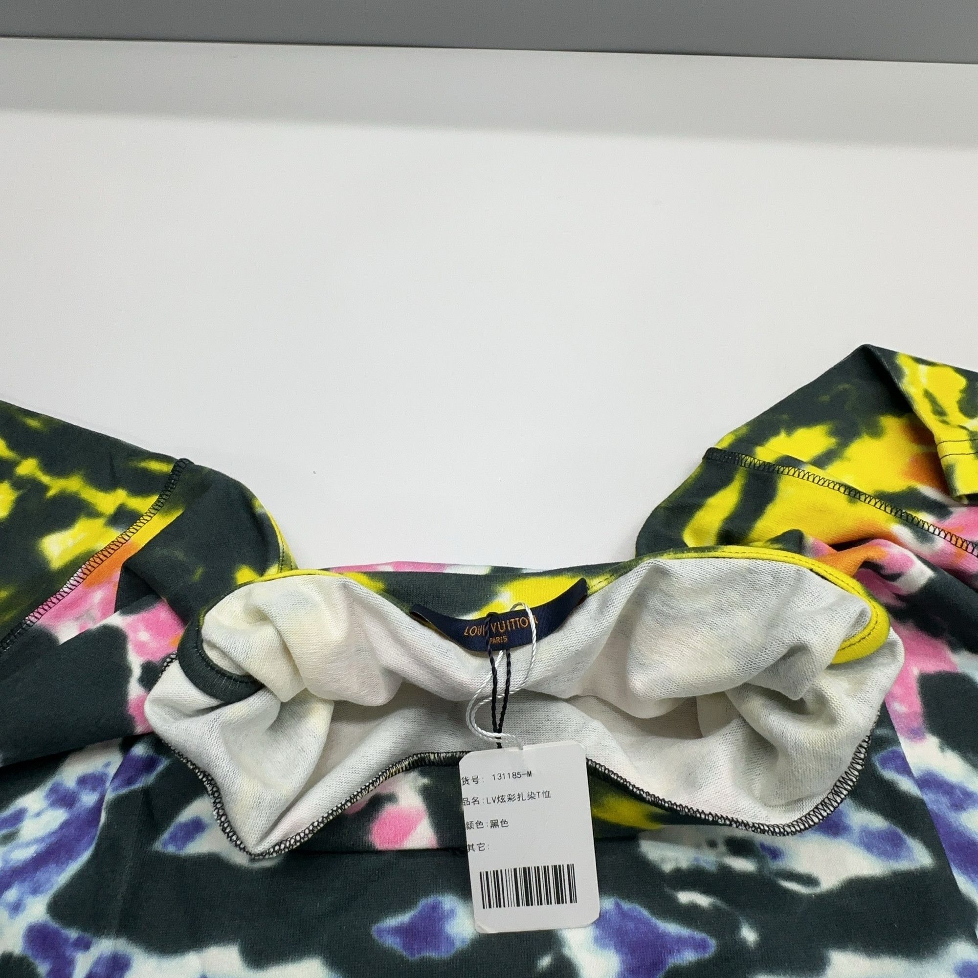 Louis Vuitton Louis Vuitton Tie-Dye Short Sleeve T-Shirt Size M Size US M / EU 48-50 / 2 - 5 Thumbnail