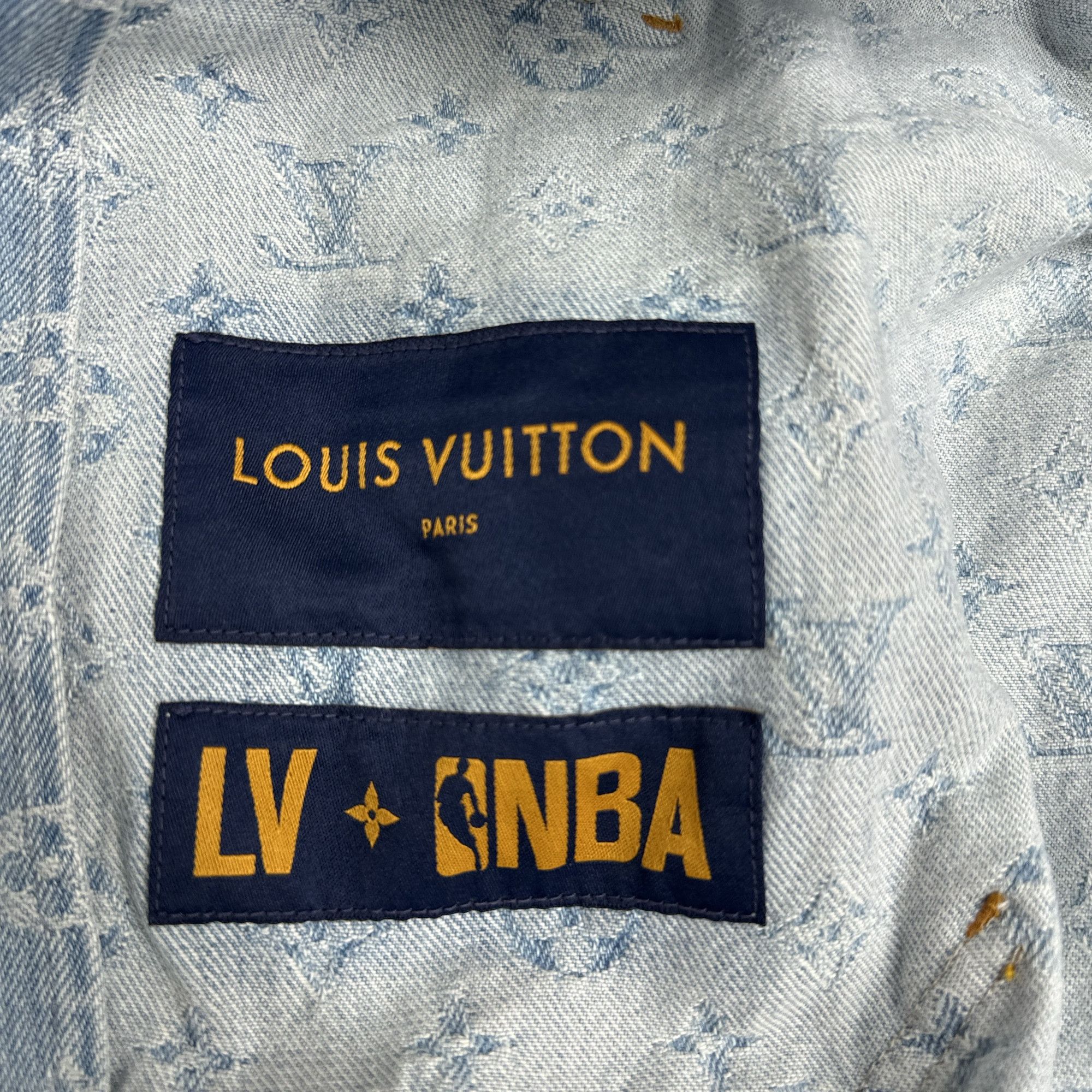 Louis Vuitton Louis Vuitton x NBA Monogram Denim Hoodie Jacket M Size US M / EU 48-50 / 2 - 3 Thumbnail