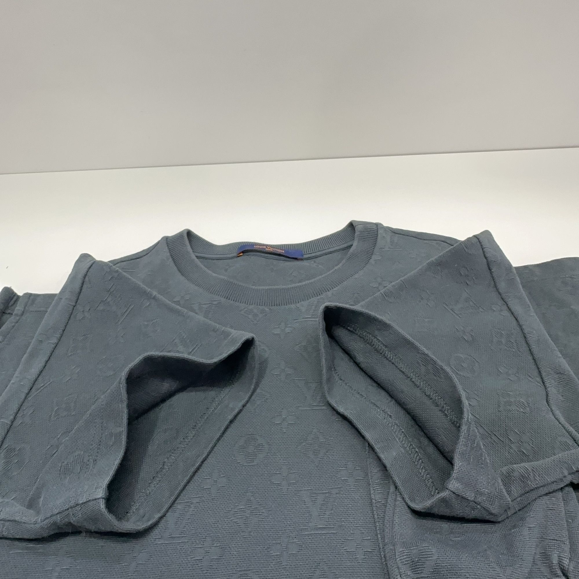 Louis Vuitton Louis Vuitton Monogram Pocket T-Shirt Size M Size US M / EU 48-50 / 2 - 8 Thumbnail