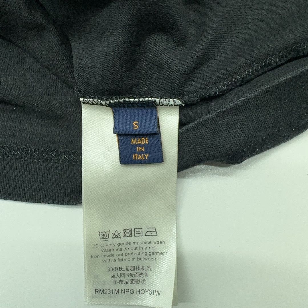 Louis Vuitton Louis Vuitton Rainbow Logo Long Sleeve T-Shirt Size S Size US S / EU 44-46 / 1 - 4 Thumbnail