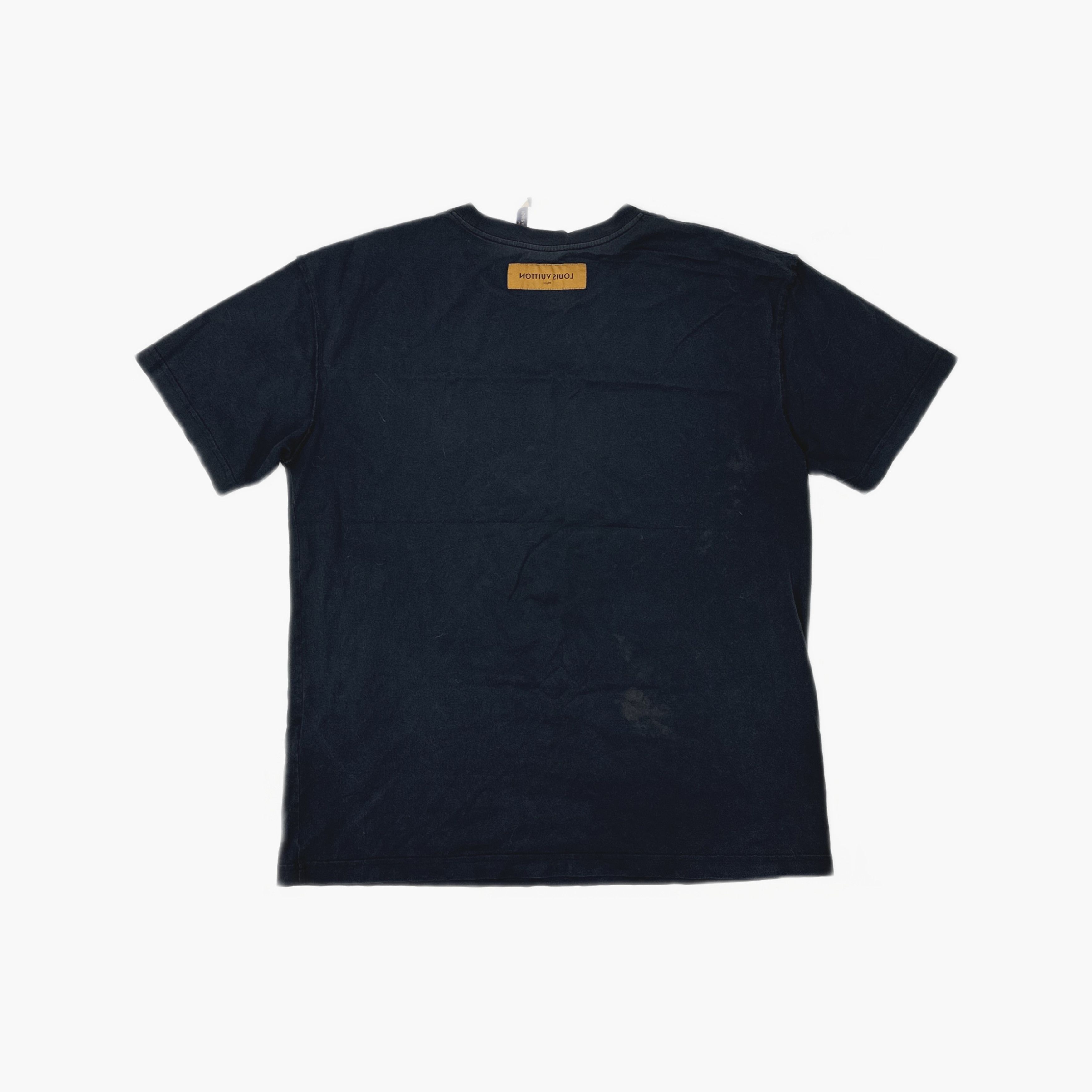 Louis Vuitton Louis Vuitton Graphic Logo T-Shirt Size XL Size US XL / EU 56 / 4 - 2 Thumbnail