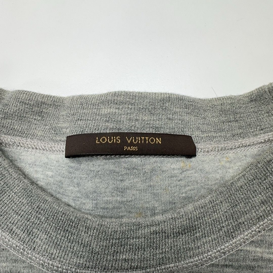 Louis Vuitton Louis Vuitton Graphic Print Sweatshirt Size L Size US L / EU 52-54 / 3 - 4 Thumbnail