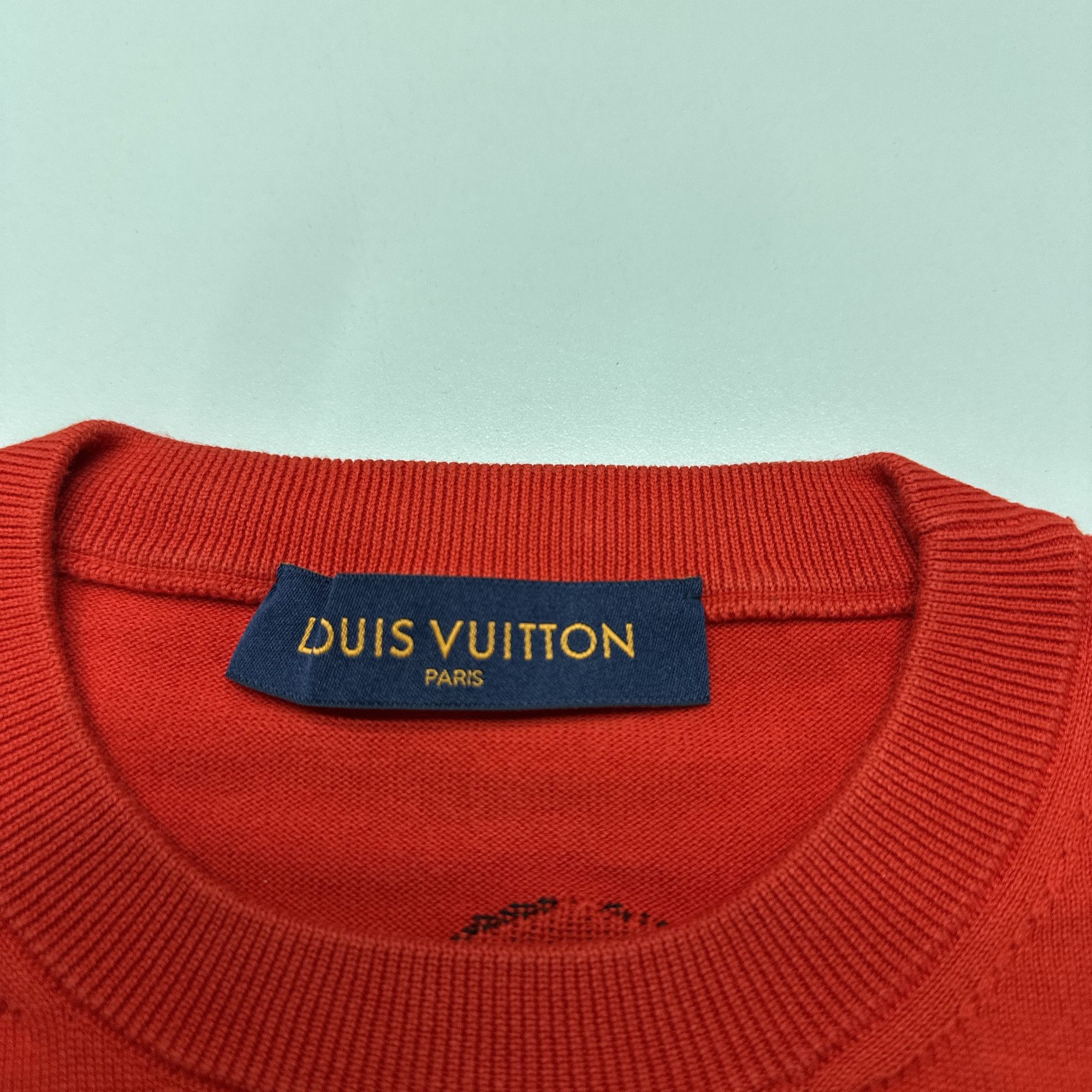 Louis Vuitton Louis Vuitton Logo T-Shirt Red Size M Size US M / EU 48-50 / 2 - 3 Thumbnail