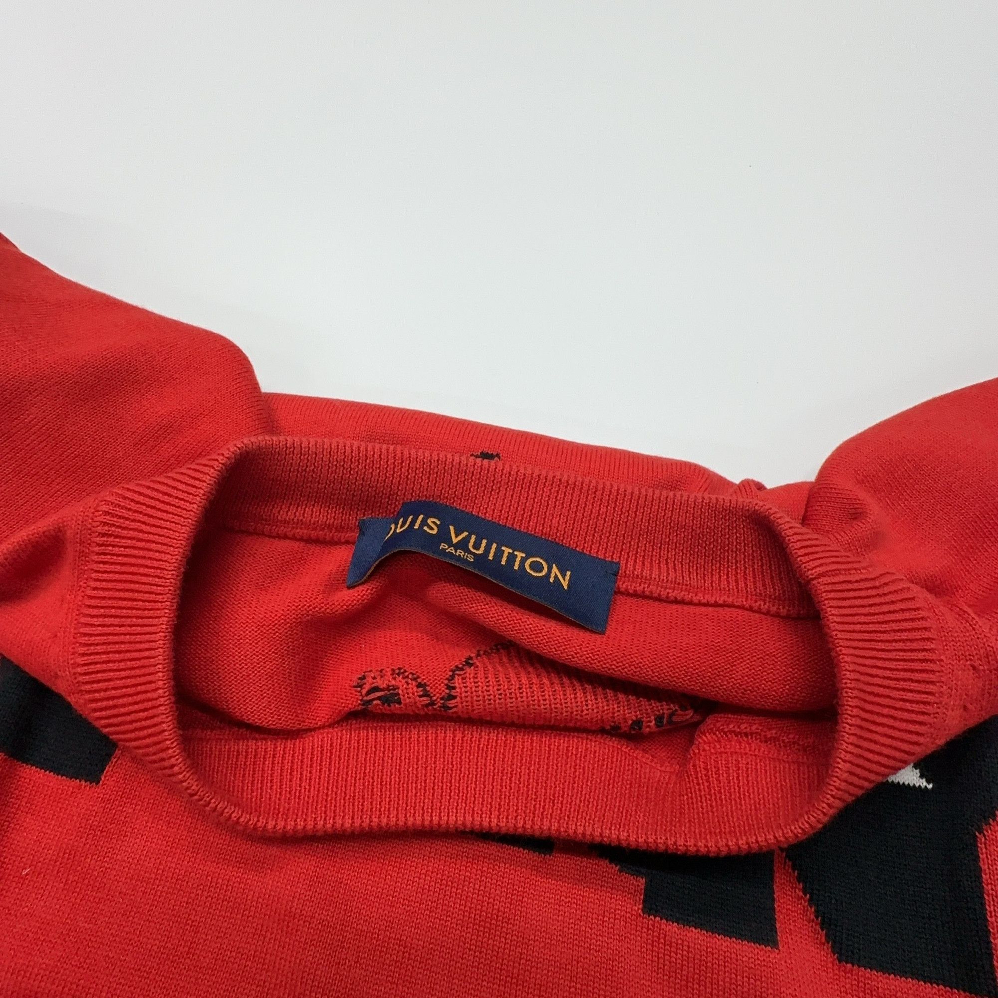 Louis Vuitton Louis Vuitton Logo T-Shirt Red Size M Size US M / EU 48-50 / 2 - 5 Thumbnail