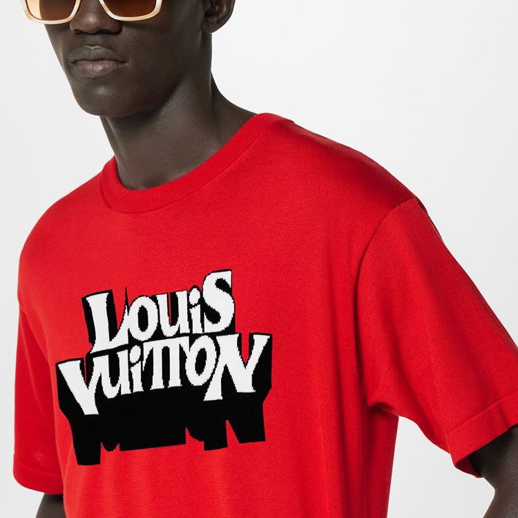 Louis Vuitton Louis Vuitton Logo T-Shirt Red Size M Size US M / EU 48-50 / 2 - 10 Thumbnail