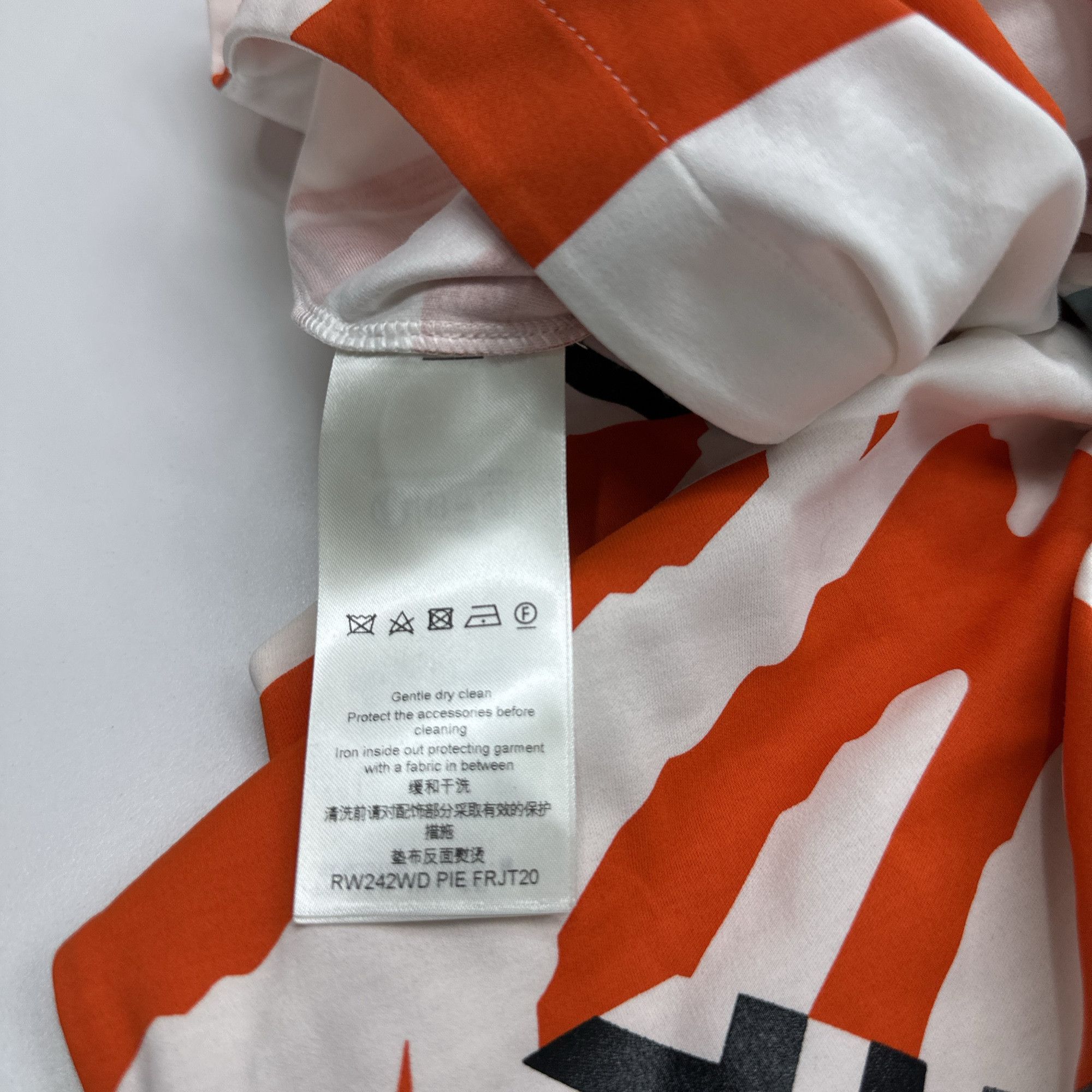 Louis Vuitton Louis Vuitton Graphic Print Tank Top Size M Size M / US 6-8 / IT 42-44 - 5 Thumbnail