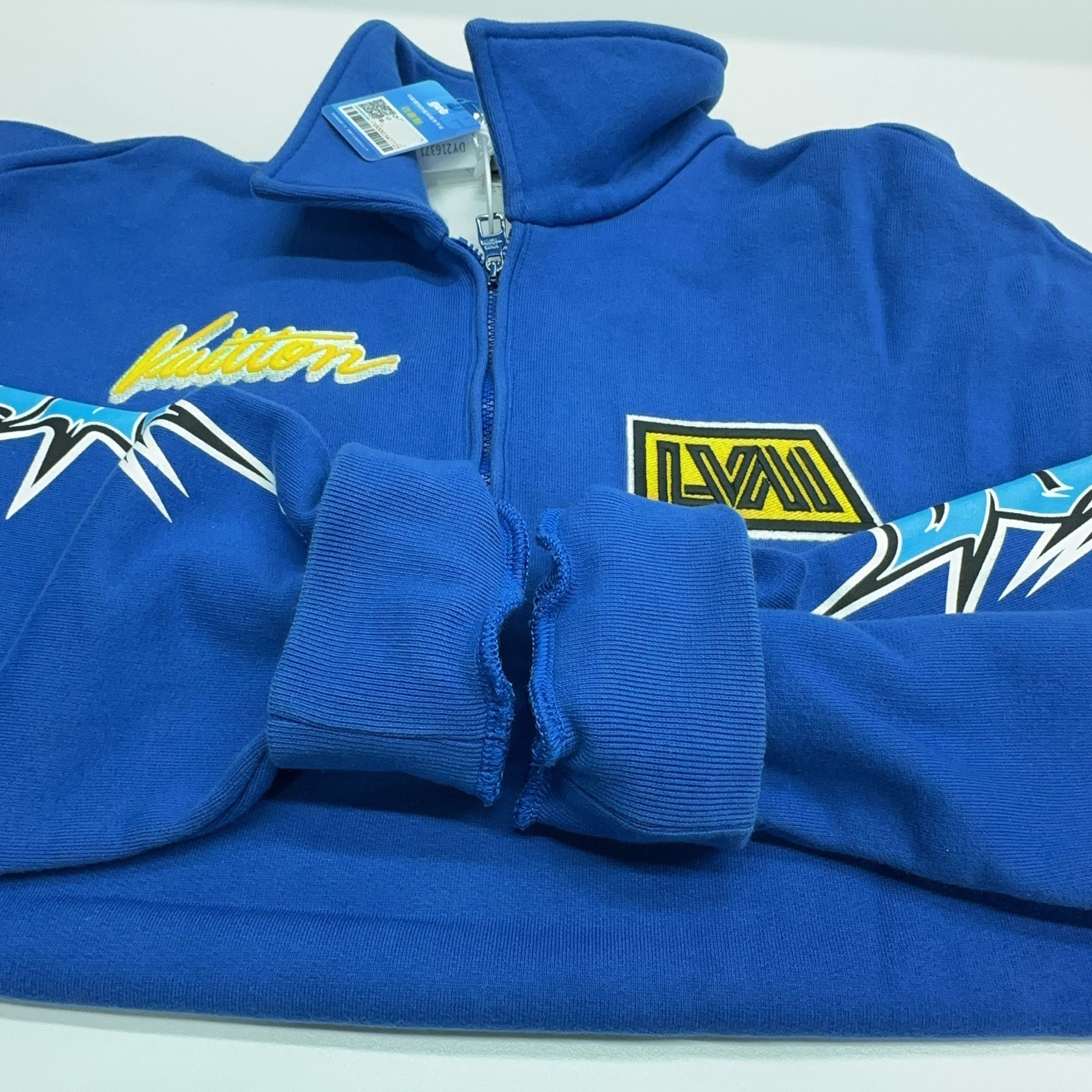 Louis Vuitton Louis Vuitton Graphic Logo Half-Zip Sweatshirt XL Size US XL / EU 56 / 4 - 10 Thumbnail