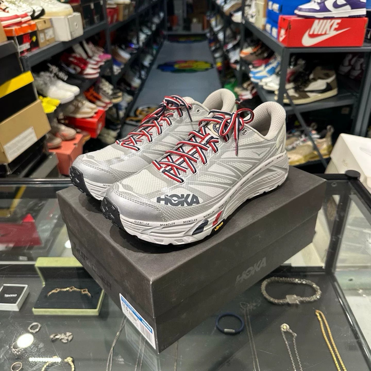 Hoka × Moncler Moncler x Hoka Mafate Speed 2 Sneakers Size 12.5 Size US 12.5 / EU 45-46 - 2 Thumbnail