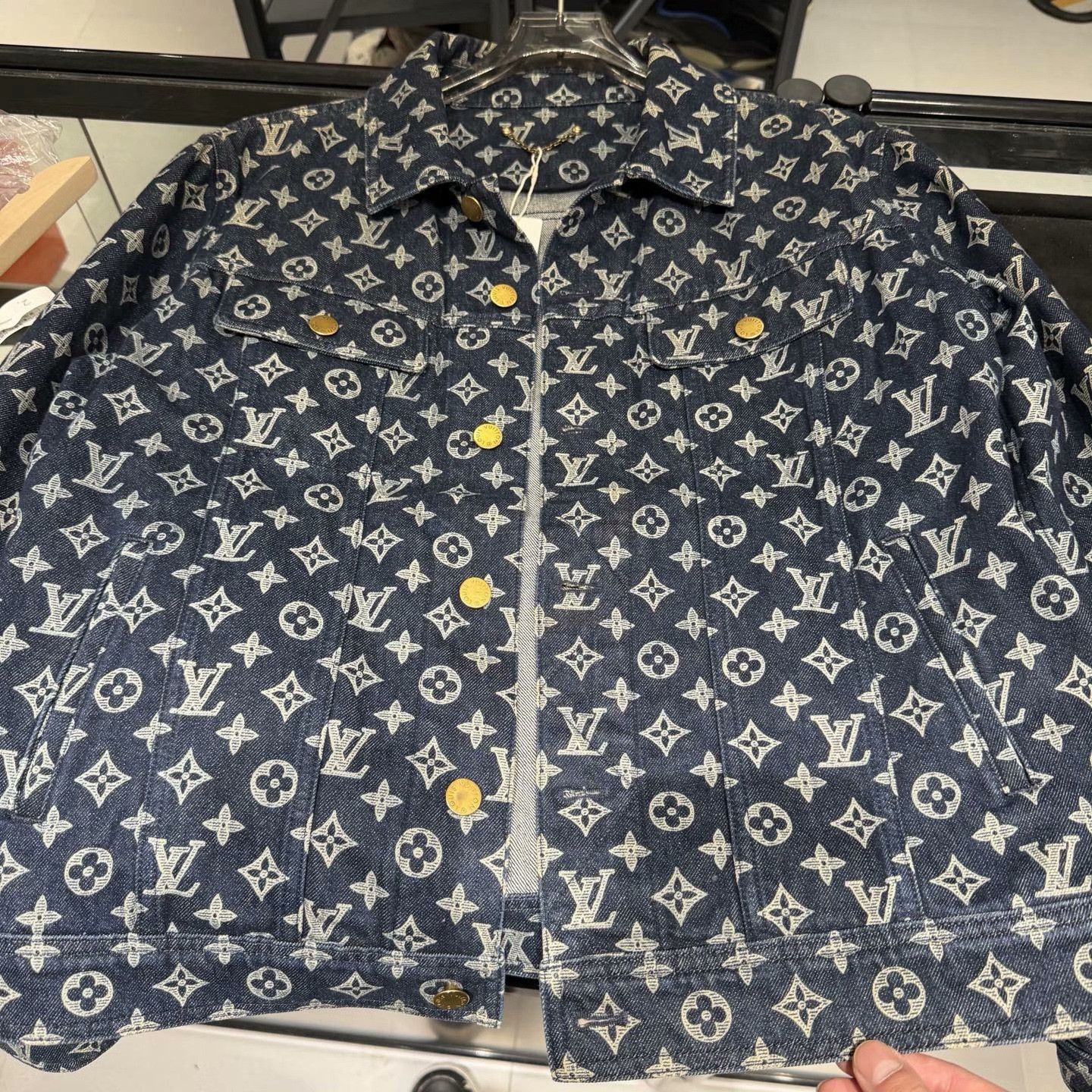 Louis Vuitton Louis Vuitton Monogram Denim Jacket Size M Size US M / EU 48-50 / 2 - 6 Thumbnail