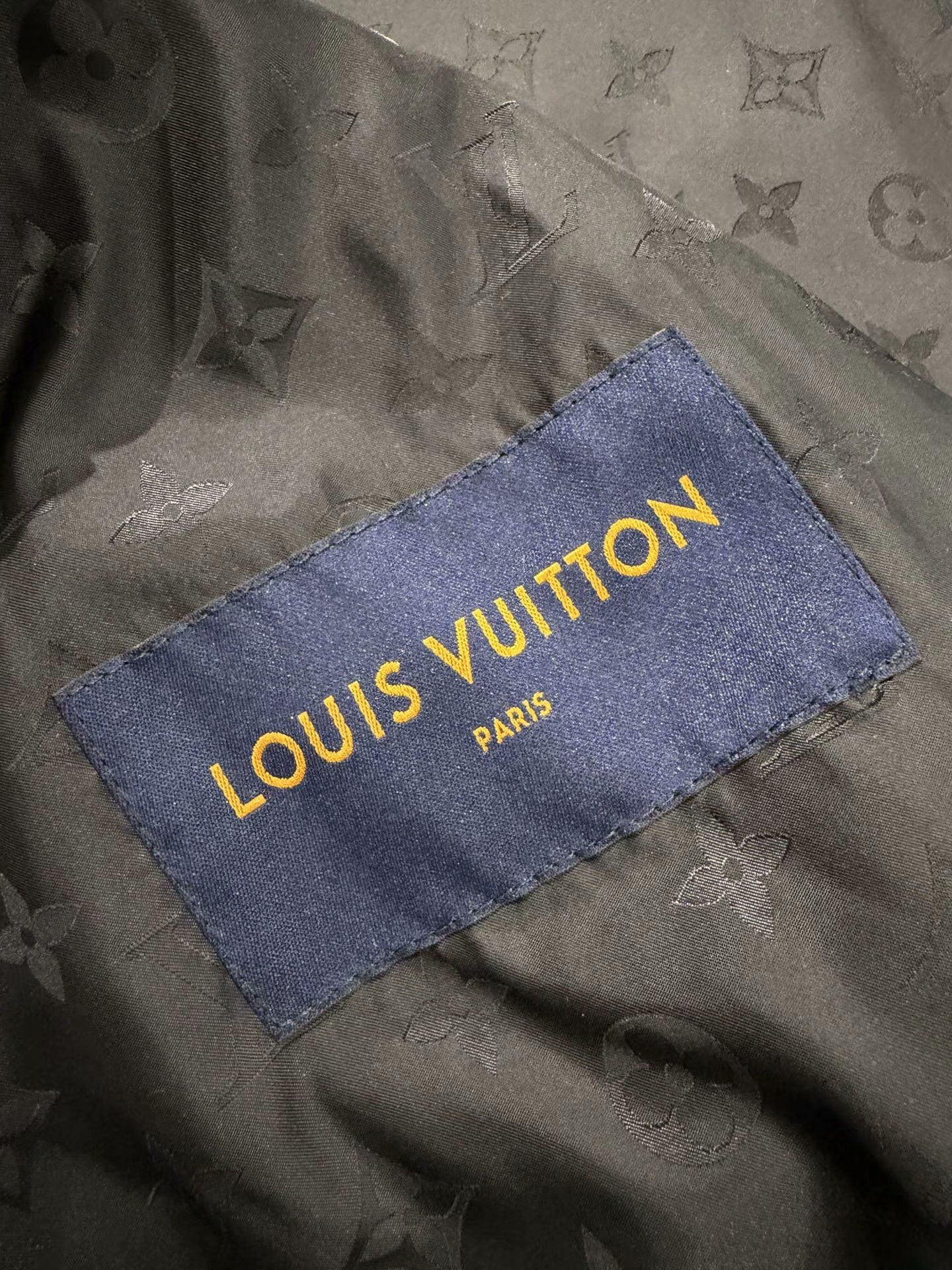 Louis Vuitton Louis Vuitton Monogram Lining Jacket Size S Size US S / EU 44-46 / 1 - 5 Thumbnail