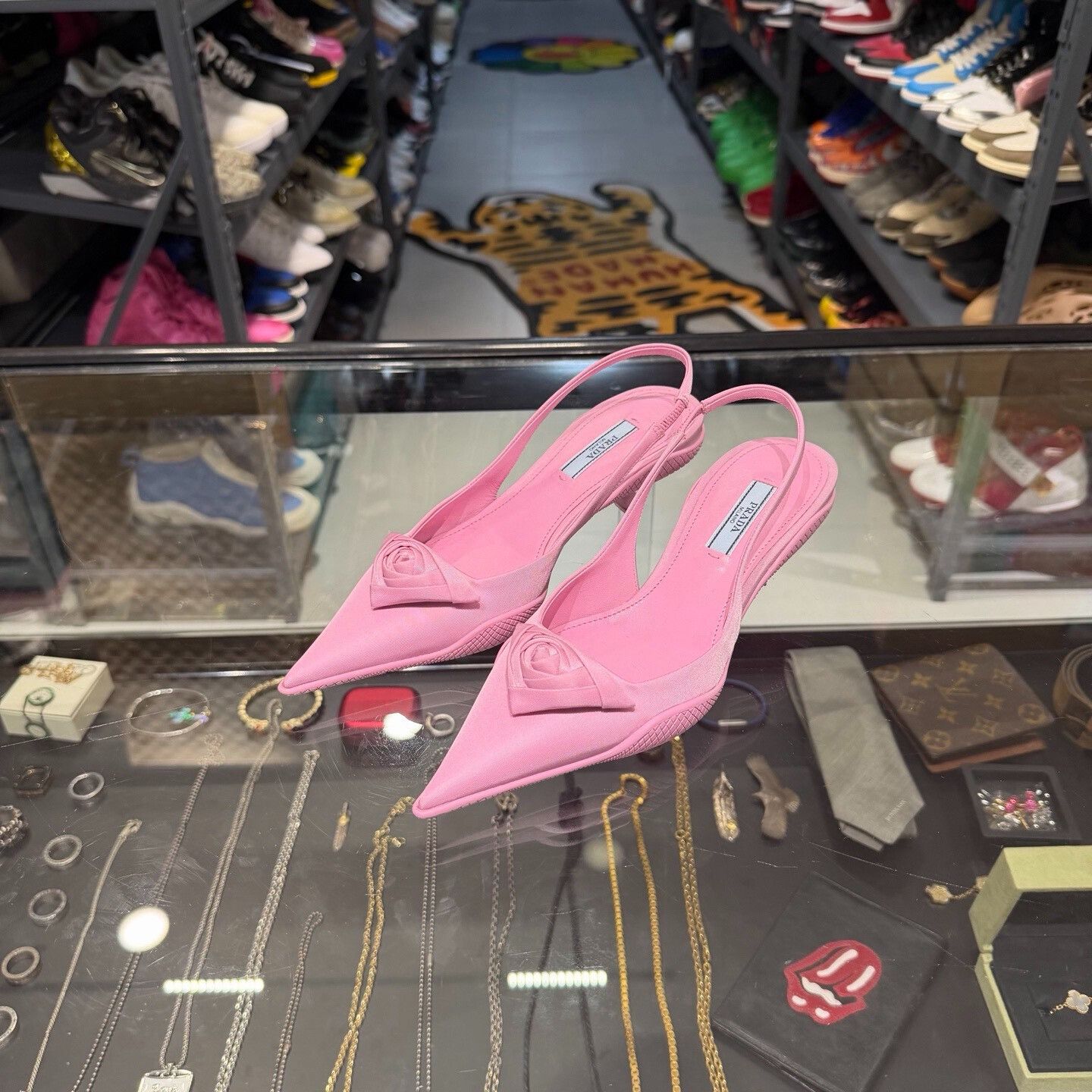 Prada Prada Rose Kitten Heels Size 34.5 Size US 4.5 / IT 34.5 - 2 Thumbnail