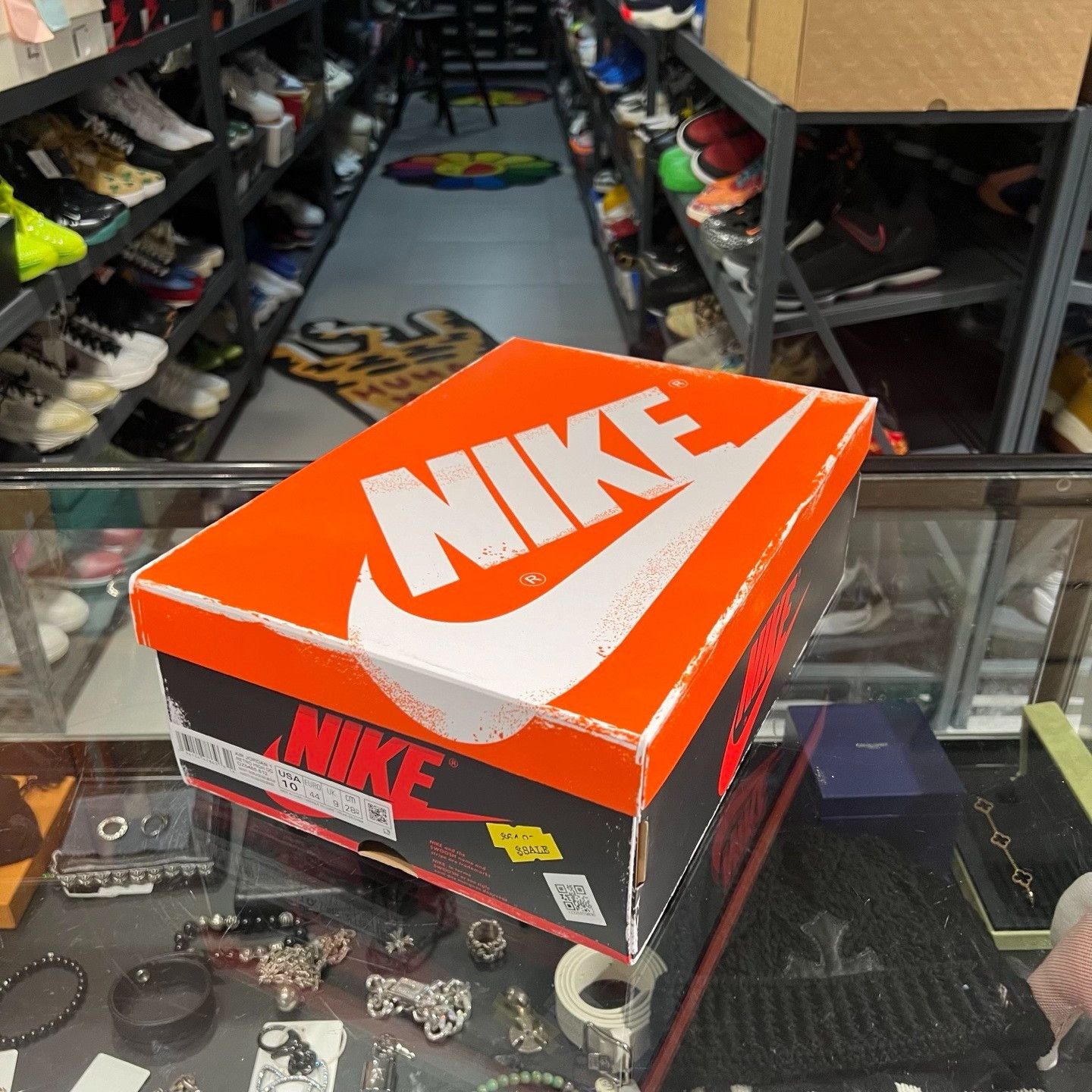 Nike Nike Air Jordan 1 Lost & Found Sneakers US 10 Size US 10 / EU 43 - 7 Thumbnail