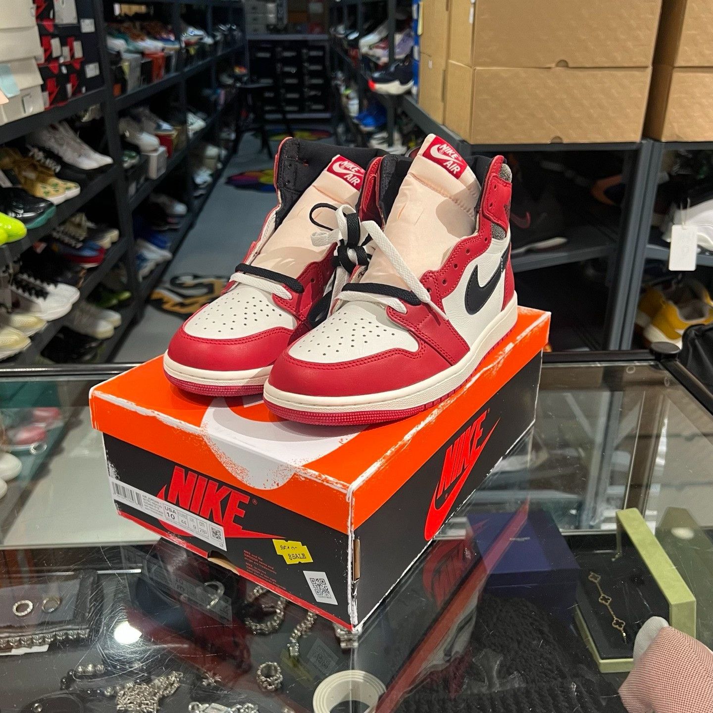 Nike Nike Air Jordan 1 Lost & Found Sneakers US 10 Size US 10 / EU 43 - 2 Thumbnail