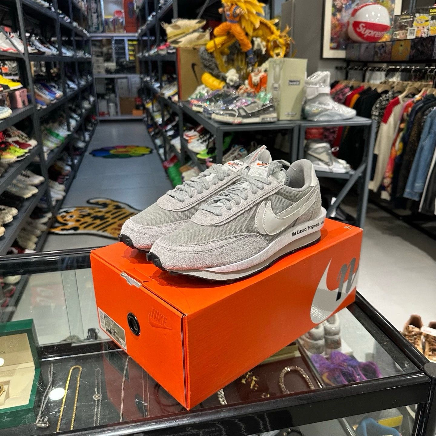 Nike Nike x Fragment x Sacai LDWaffle Grey Size 13 Size US 13 / EU 46 - 8 Thumbnail