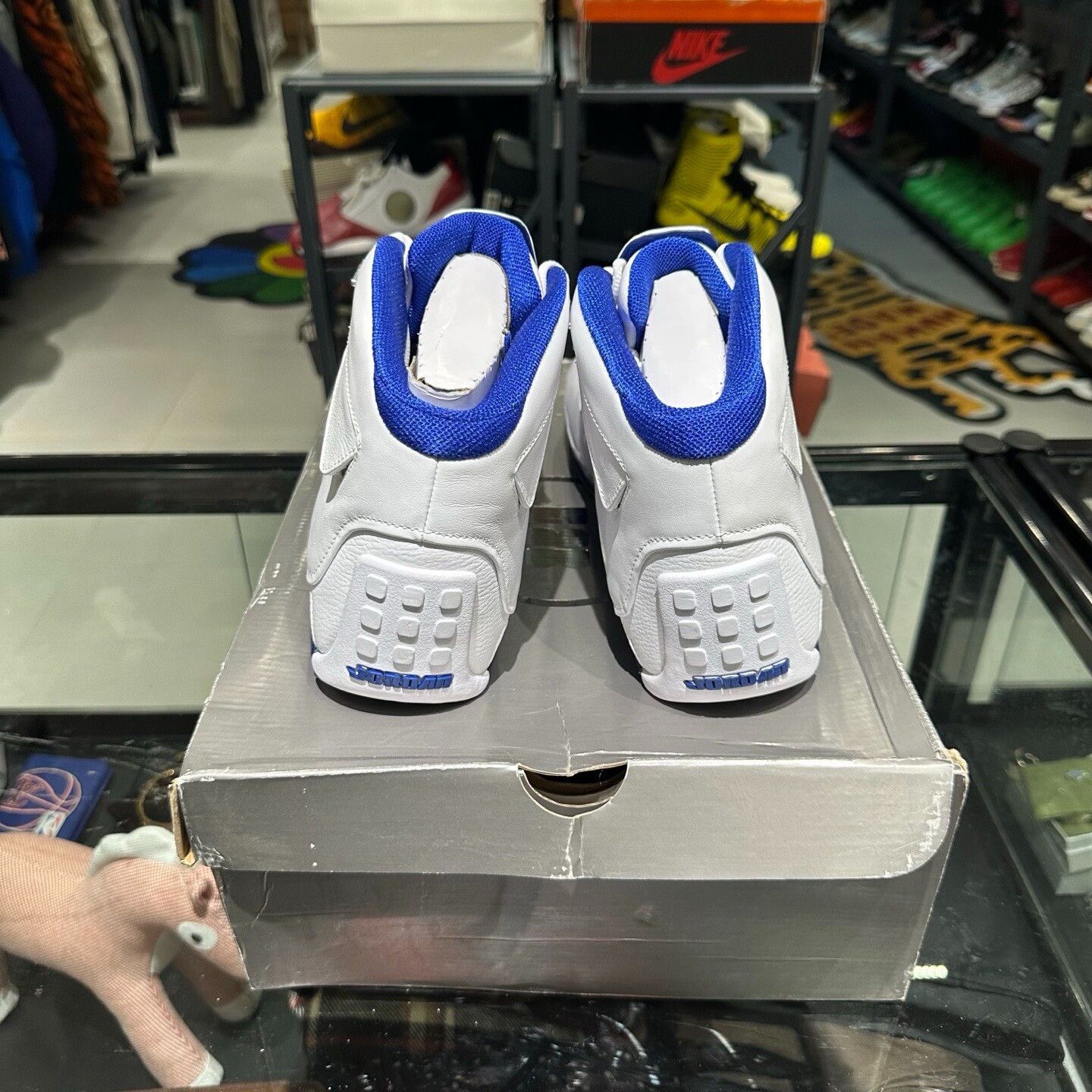 Nike Nike Air Jordan 18 Retro Sport Royal Size 12 Size US 12 / EU 45 - 4 Thumbnail