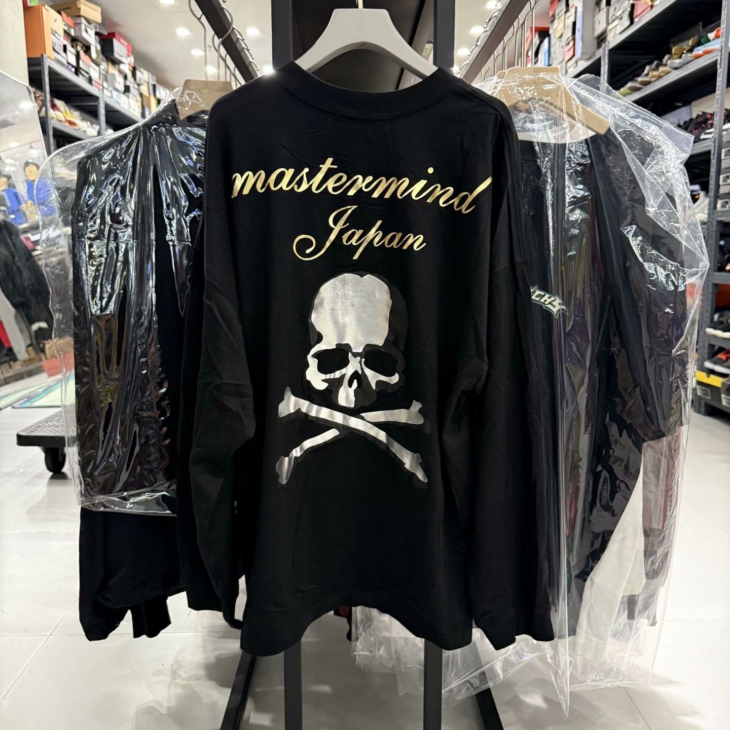 Mastermind Japan Mastermind Japan Skull Logo Long Sleeve T-Shirt Size M Size US M / EU 48-50 / 2 - 2 Thumbnail