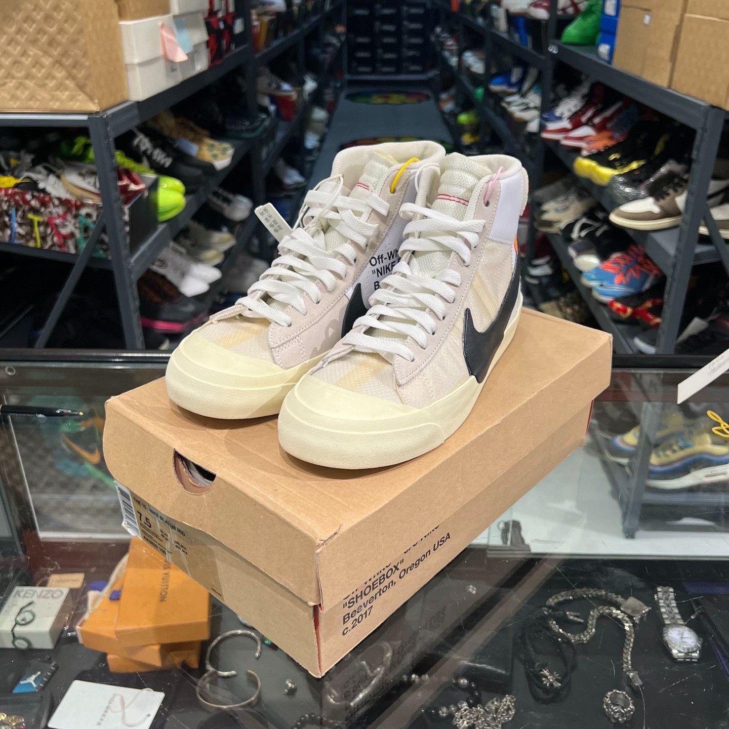 Nike × Off-White Nike x Off-White Blazer Mid The Ten US 7.5 Size US 7.5 / EU 40-41 - 2 Thumbnail