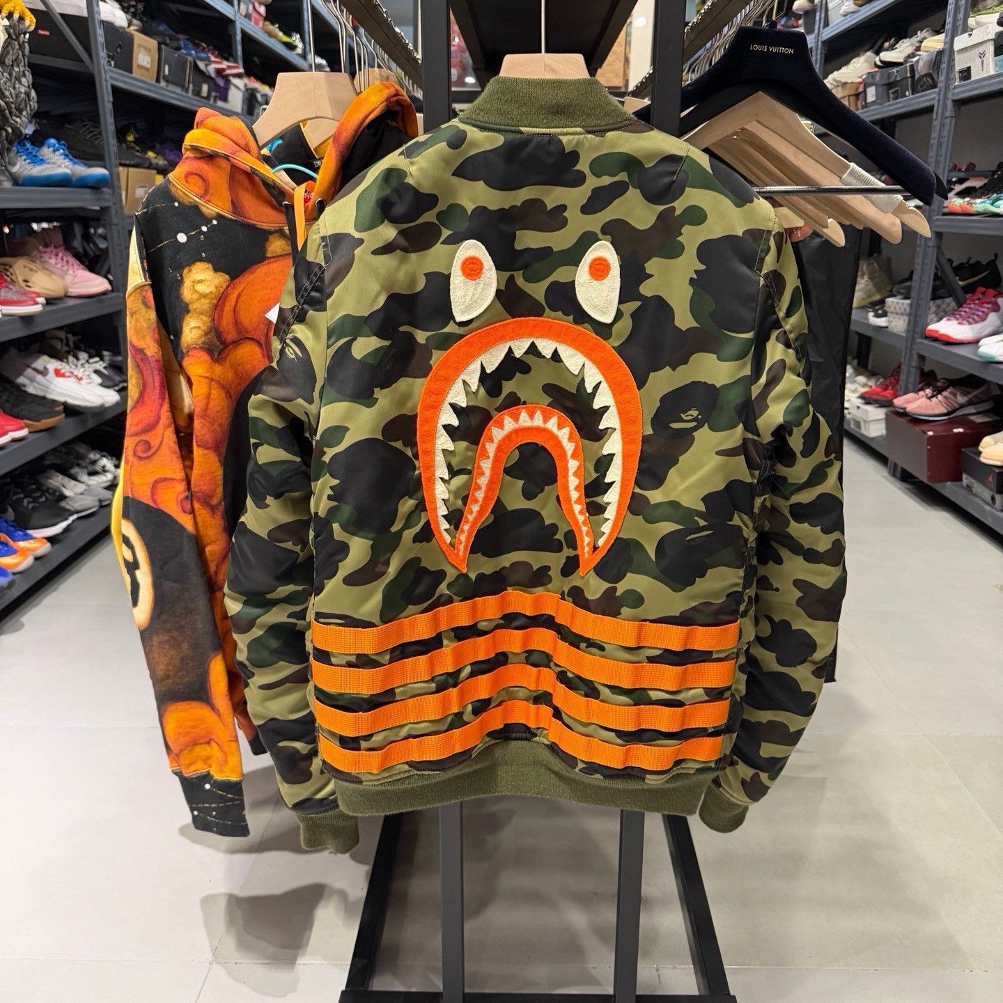 Bape A Bathing Ape Camo Shark Bomber Jacket Size S Size US S / EU 44-46 / 1 - 3 Thumbnail