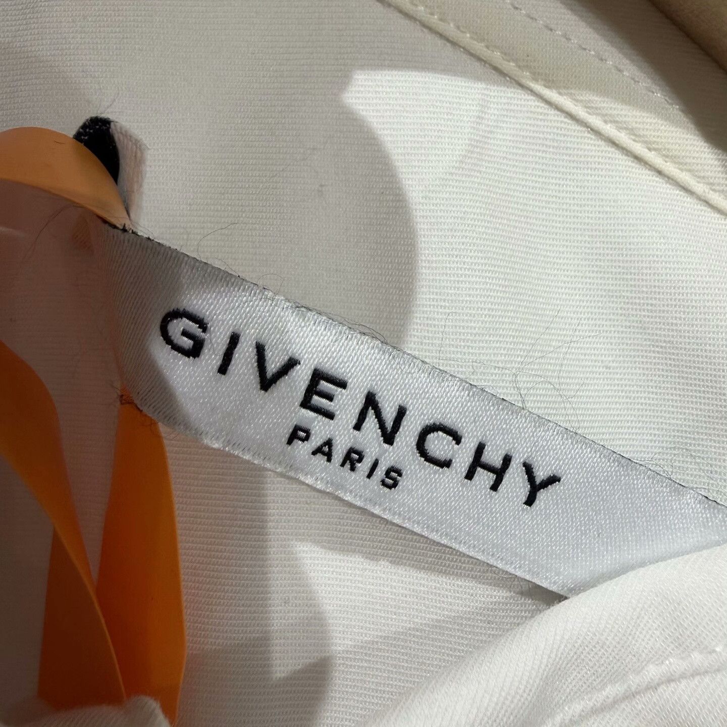 Givenchy Givenchy Logo Collar Button Up Shirt Size M Size US M / EU 48-50 / 2 - 4 Thumbnail