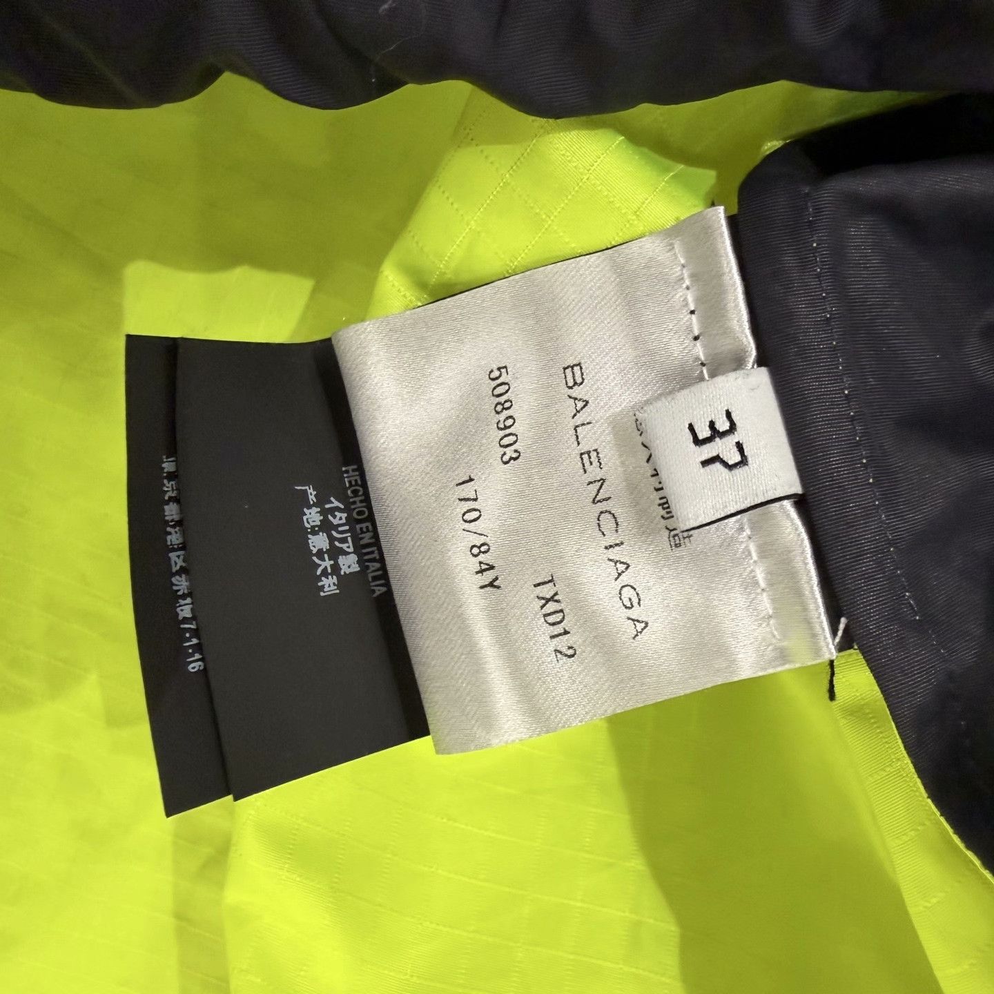 Balenciaga Balenciaga Neon Colorblock Windbreaker Size S Size US S / EU 44-46 / 1 - 5 Thumbnail