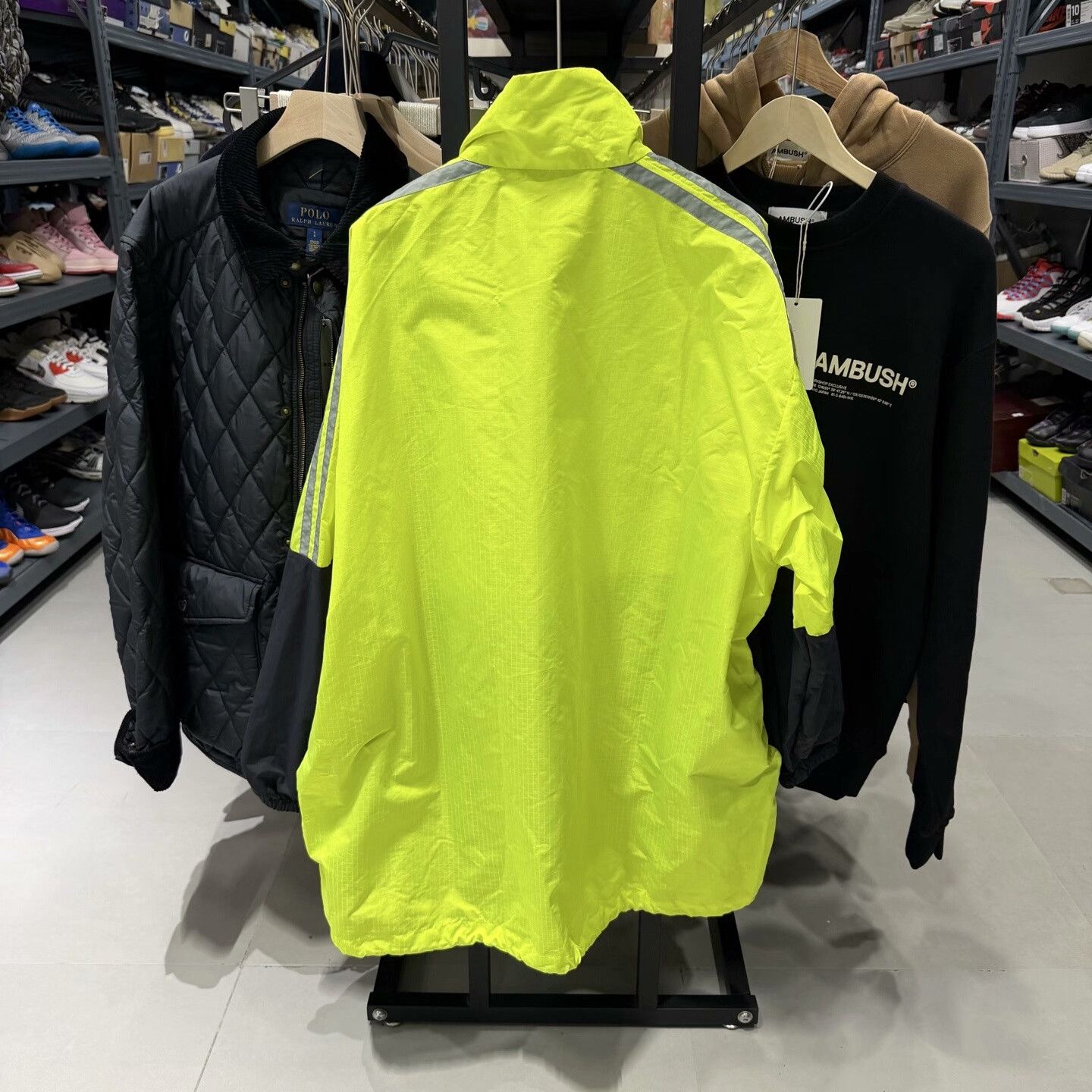 Balenciaga Balenciaga Neon Colorblock Windbreaker Size S Size US S / EU 44-46 / 1 - 3 Thumbnail