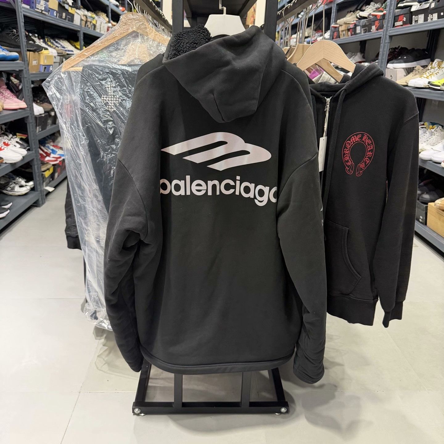 Balenciaga Balenciaga Skiwear Hoodie Size XL Size US XL / EU 56 / 4 - 3 Thumbnail