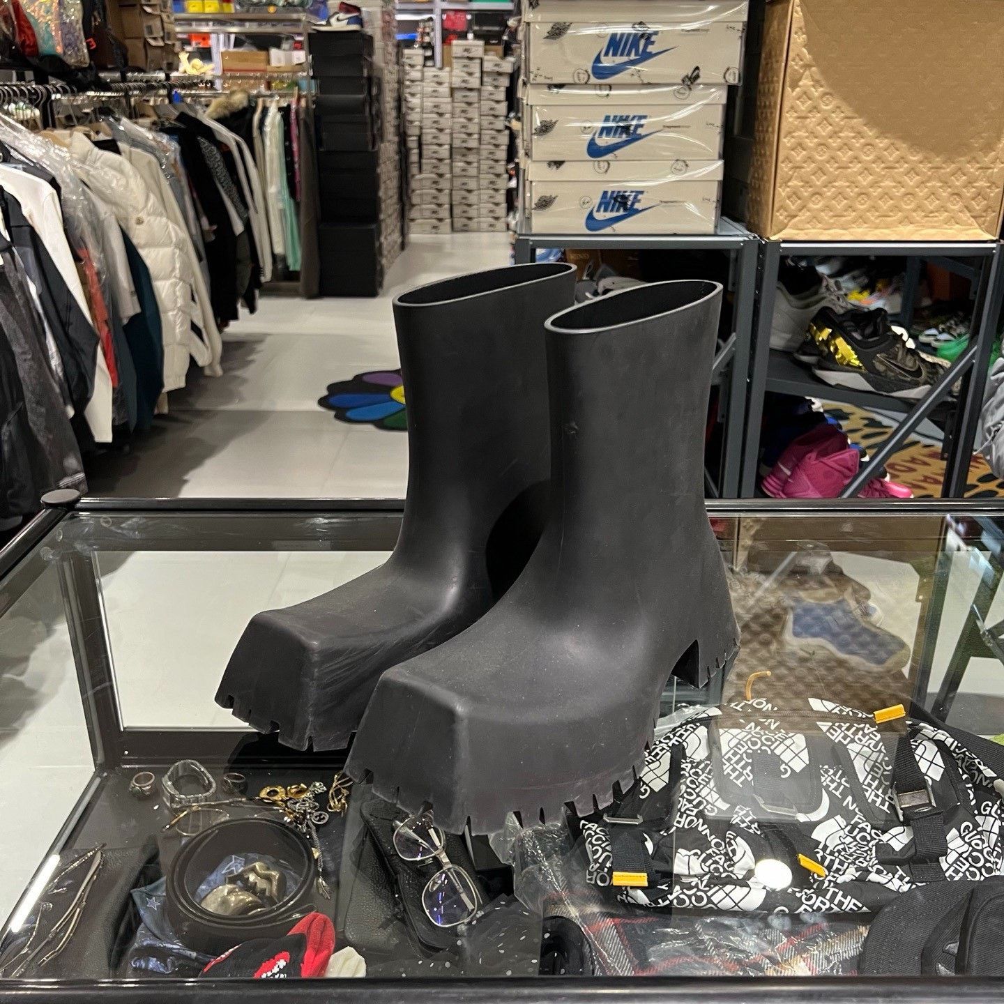 Balenciaga Balenciaga Rubber Trooper Boots US 9 Size US 9 / EU 42 - 2 Thumbnail