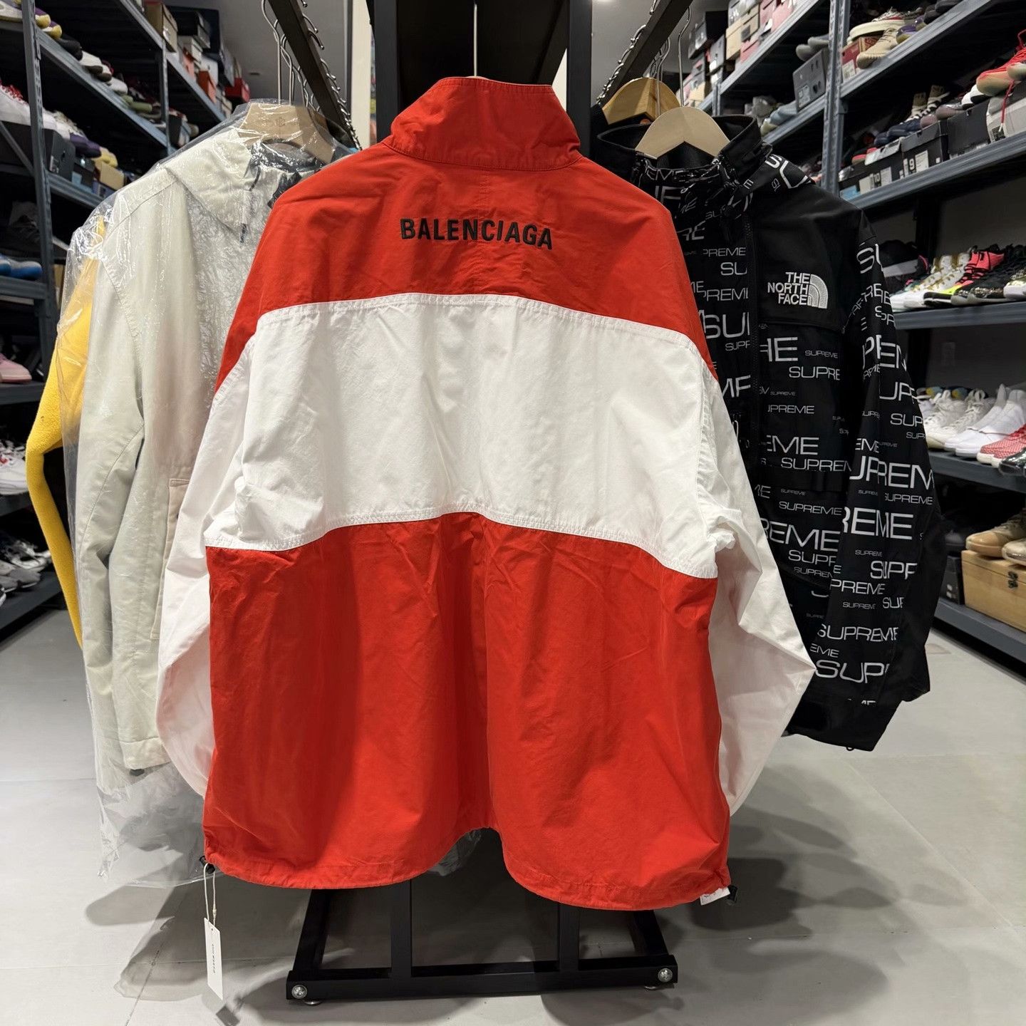 Balenciaga Balenciaga Colorblock Logo Jacket Size M Size US M / EU 48-50 / 2 - 3 Thumbnail