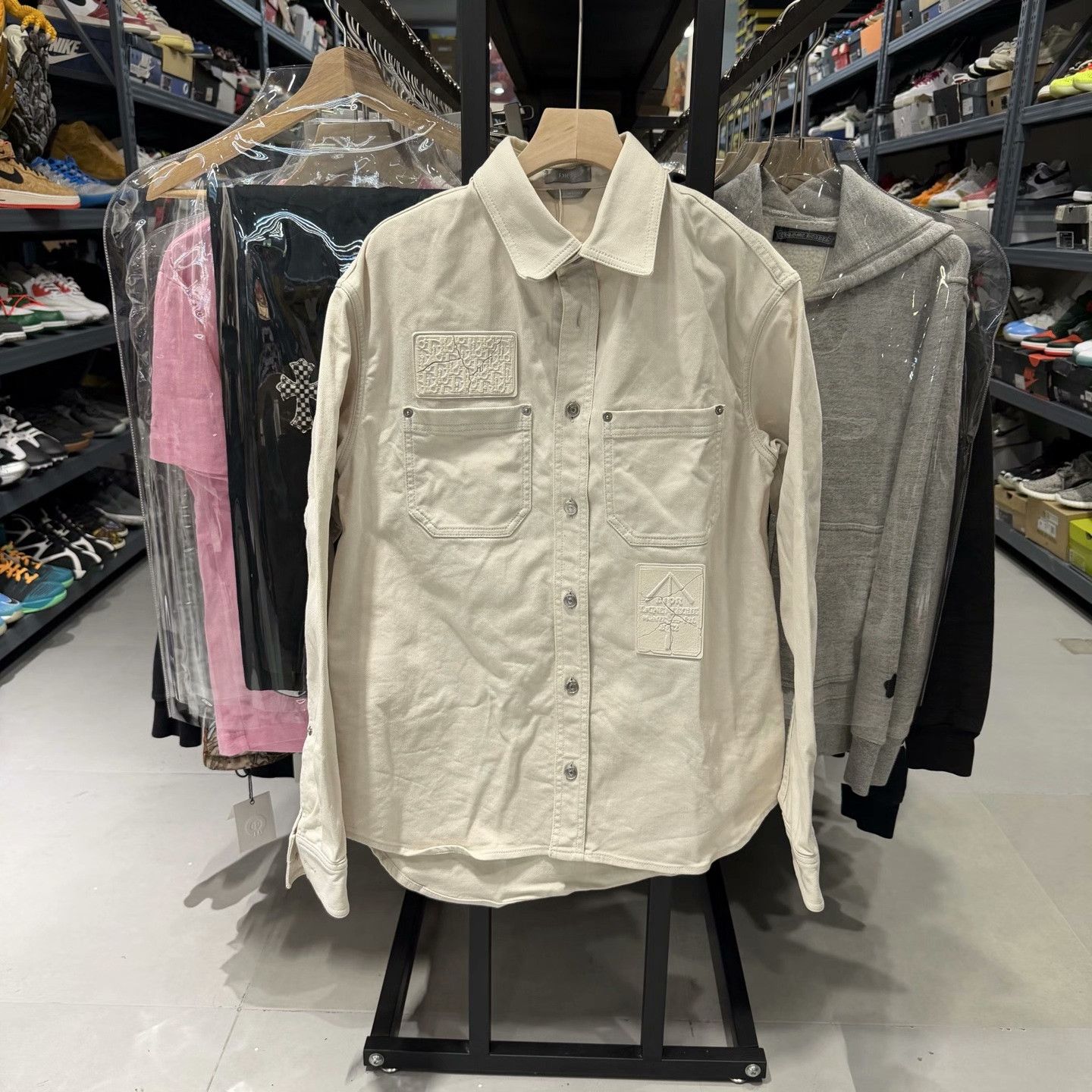 Dior Dior x Daniel Arsham Patch Overshirt Size S Size US S / EU 44-46 / 1 - 2 Thumbnail