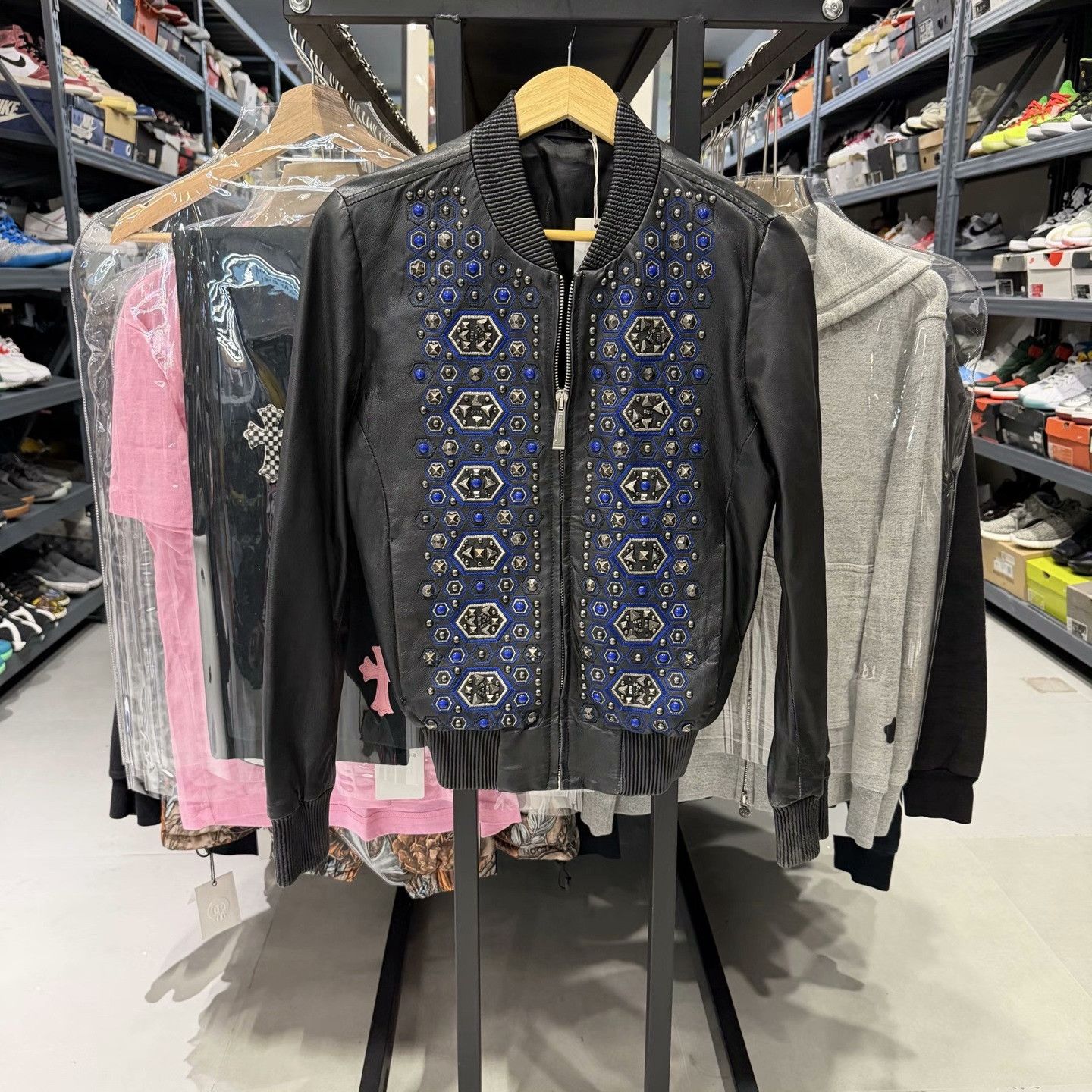 Just Cavalli Just Cavalli Embellished Leather Bomber Jacket Size S Size US S / EU 44-46 / 1 - 2 Thumbnail