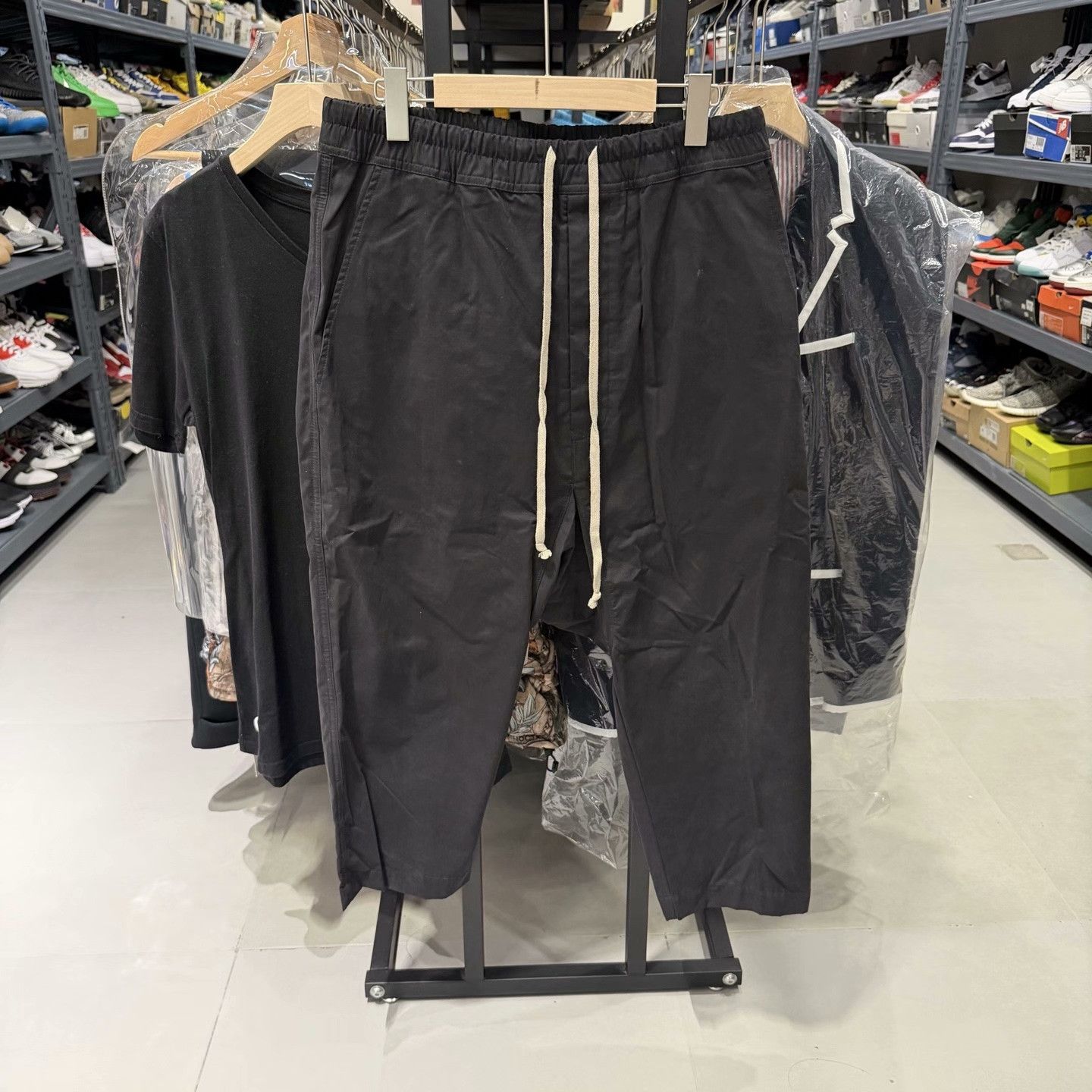 Rick Owens Rick Owens Drawstring Casual Pants Size M Size US 32 / EU 48 - 2 Thumbnail