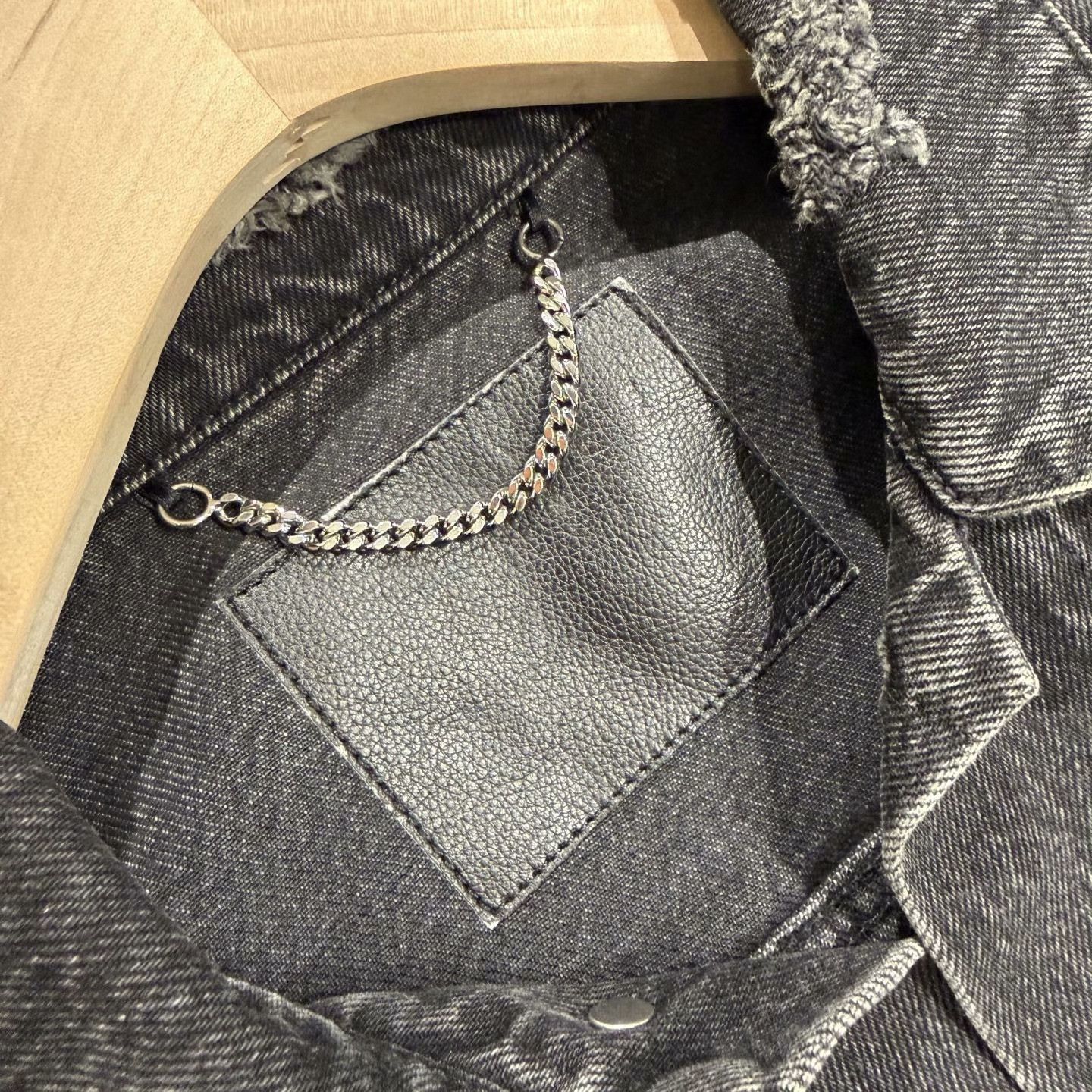 Balenciaga Balenciaga Sinners Denim Jacket Size M Size US M / EU 48-50 / 2 - 4 Thumbnail