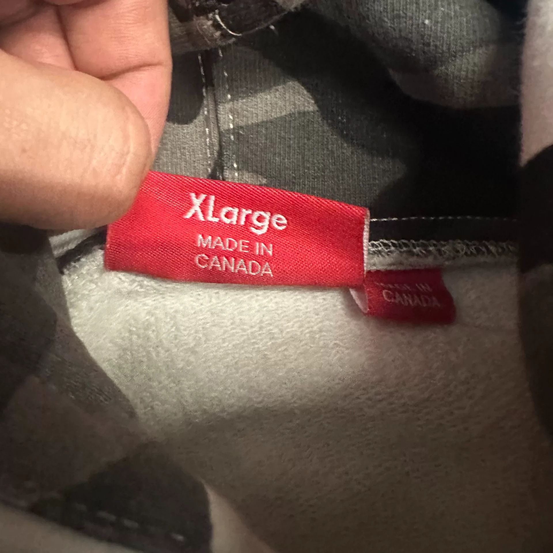 Supreme Supreme Flag Patch Camo Hoodie XL Size US XL / EU 56 / 4 - 5 Thumbnail